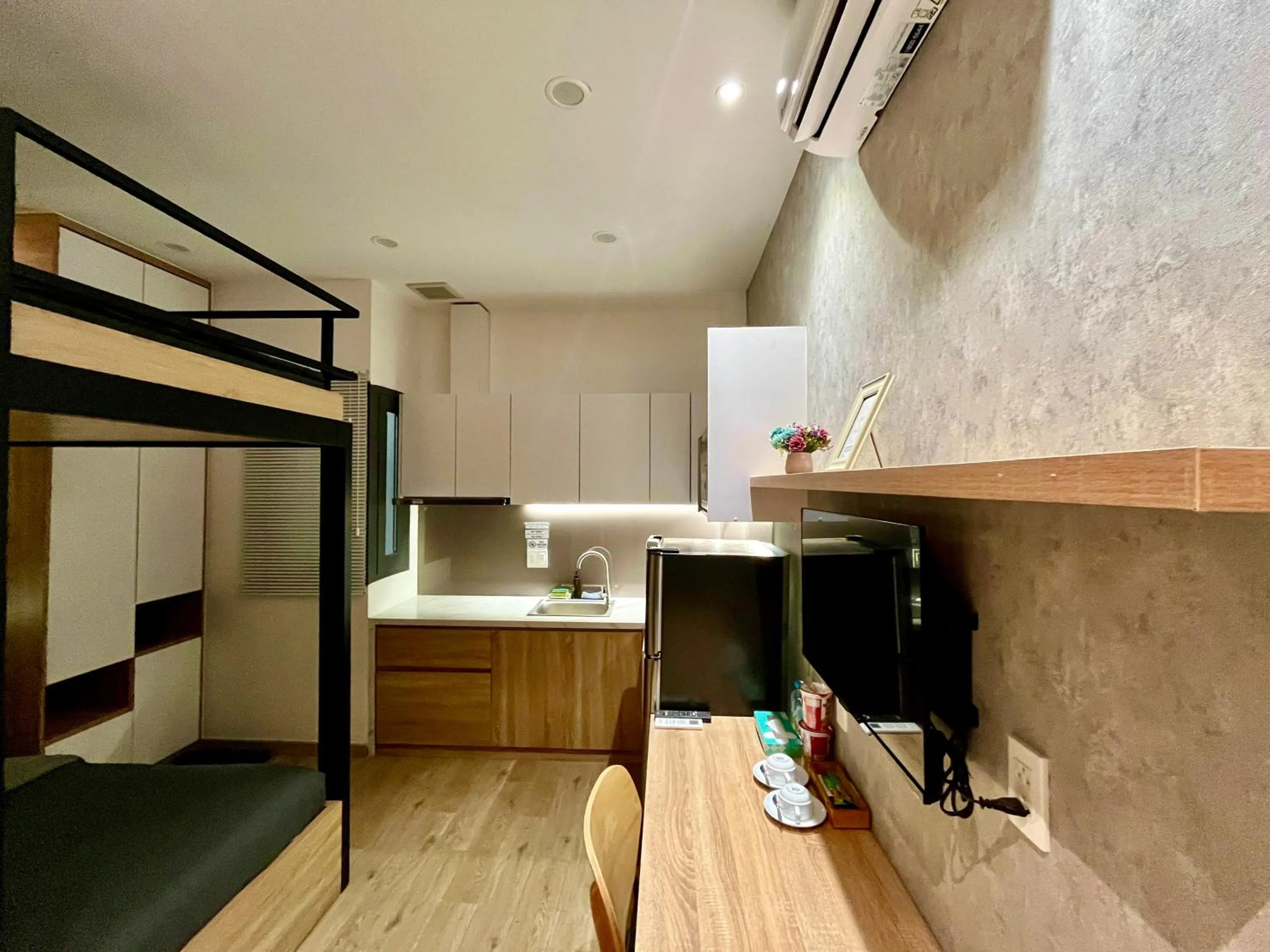 Kitchen or kitchenette in PANDORA HOUSE