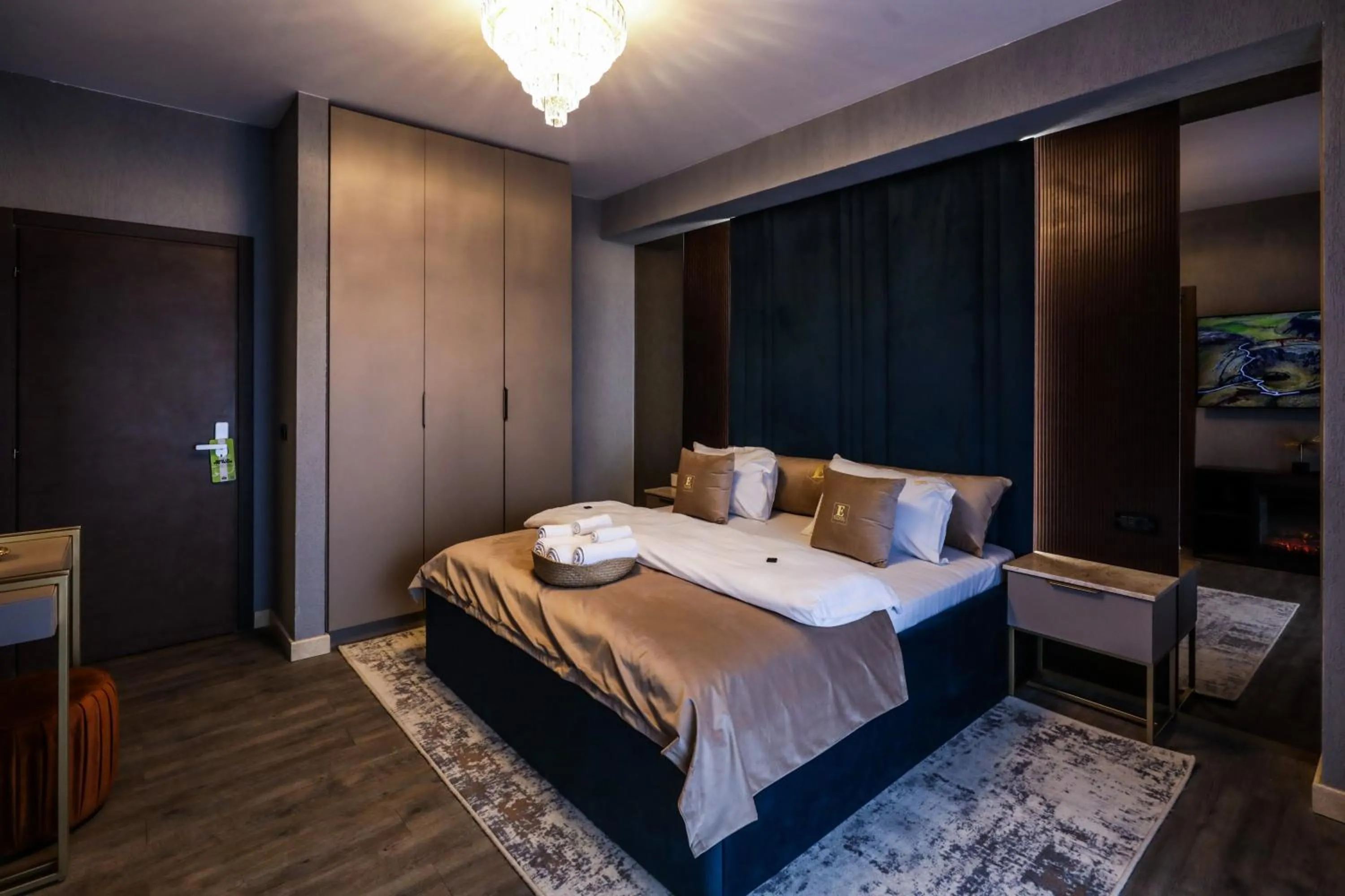 Bed in Elexus Apartments Poiana Brasov