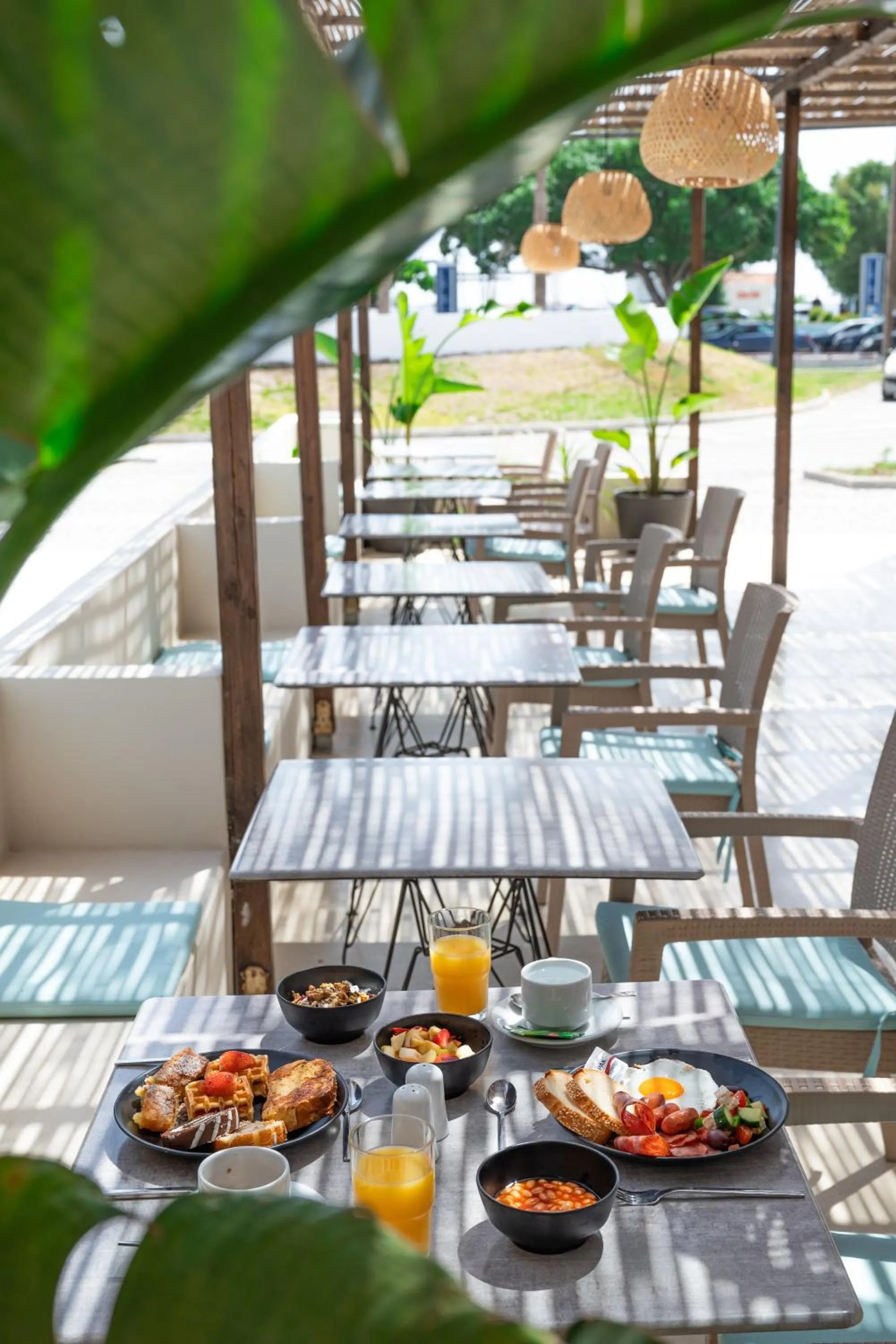 Atma Beach Rooms & Suites