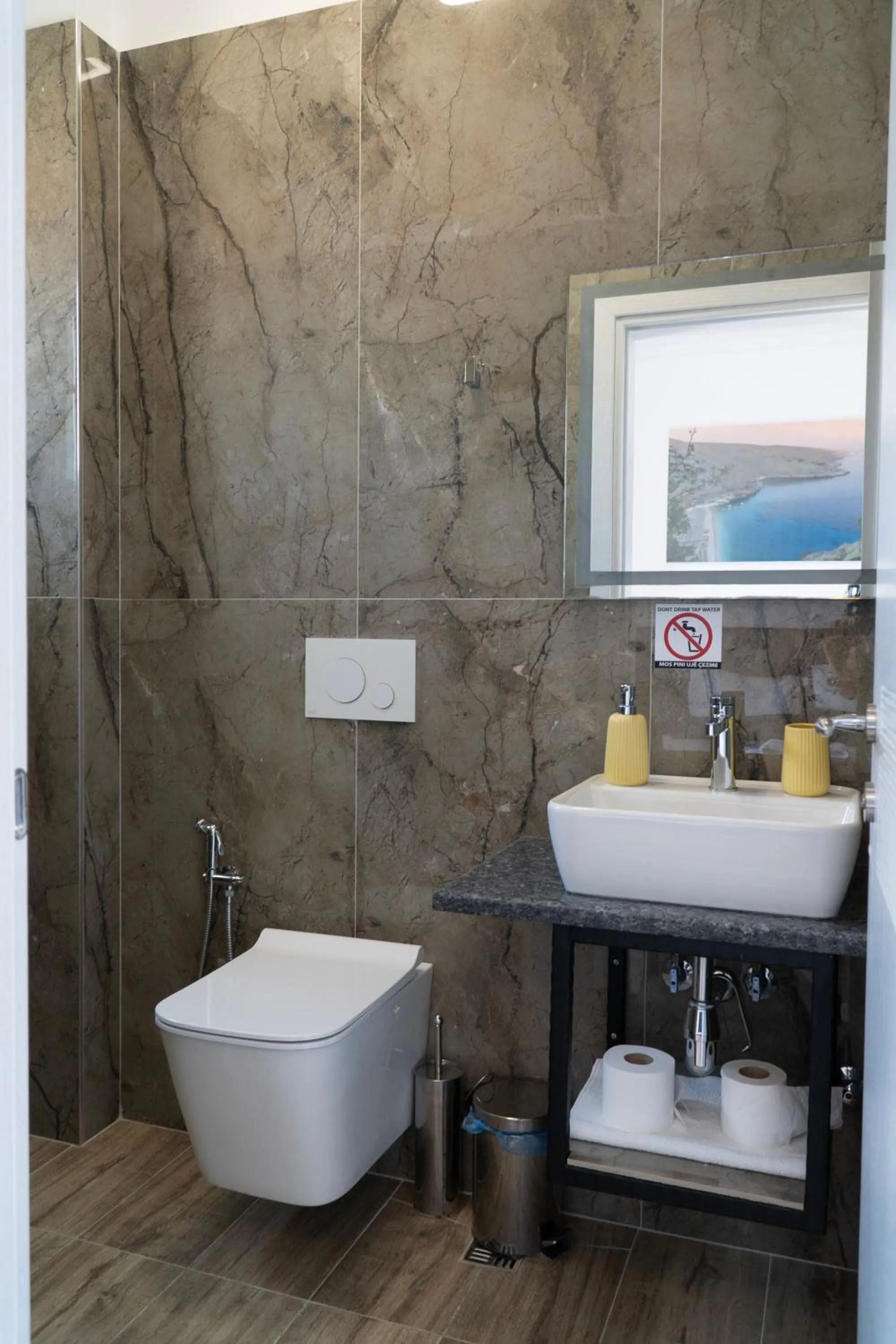 Hilltop Heaven Hotel