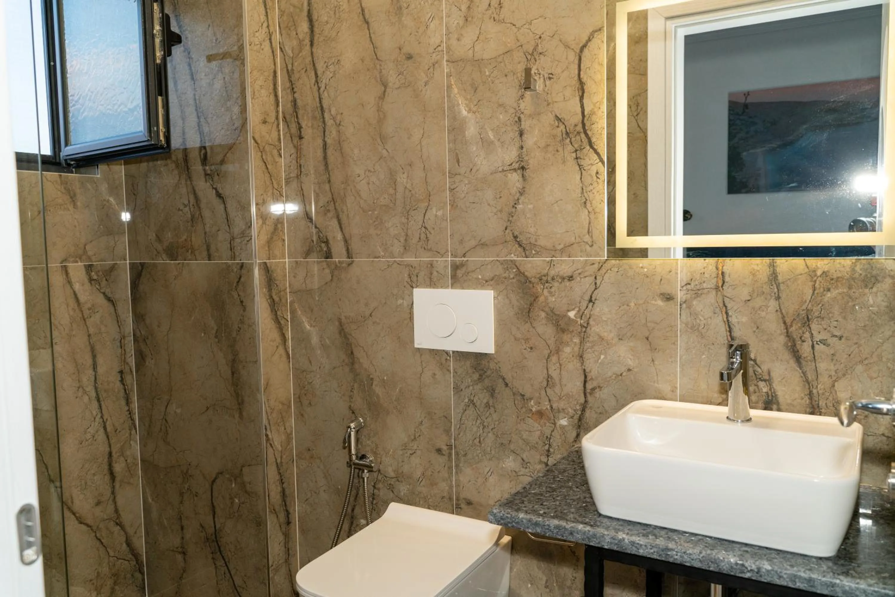 Shower in Hilltop Heaven Hotel