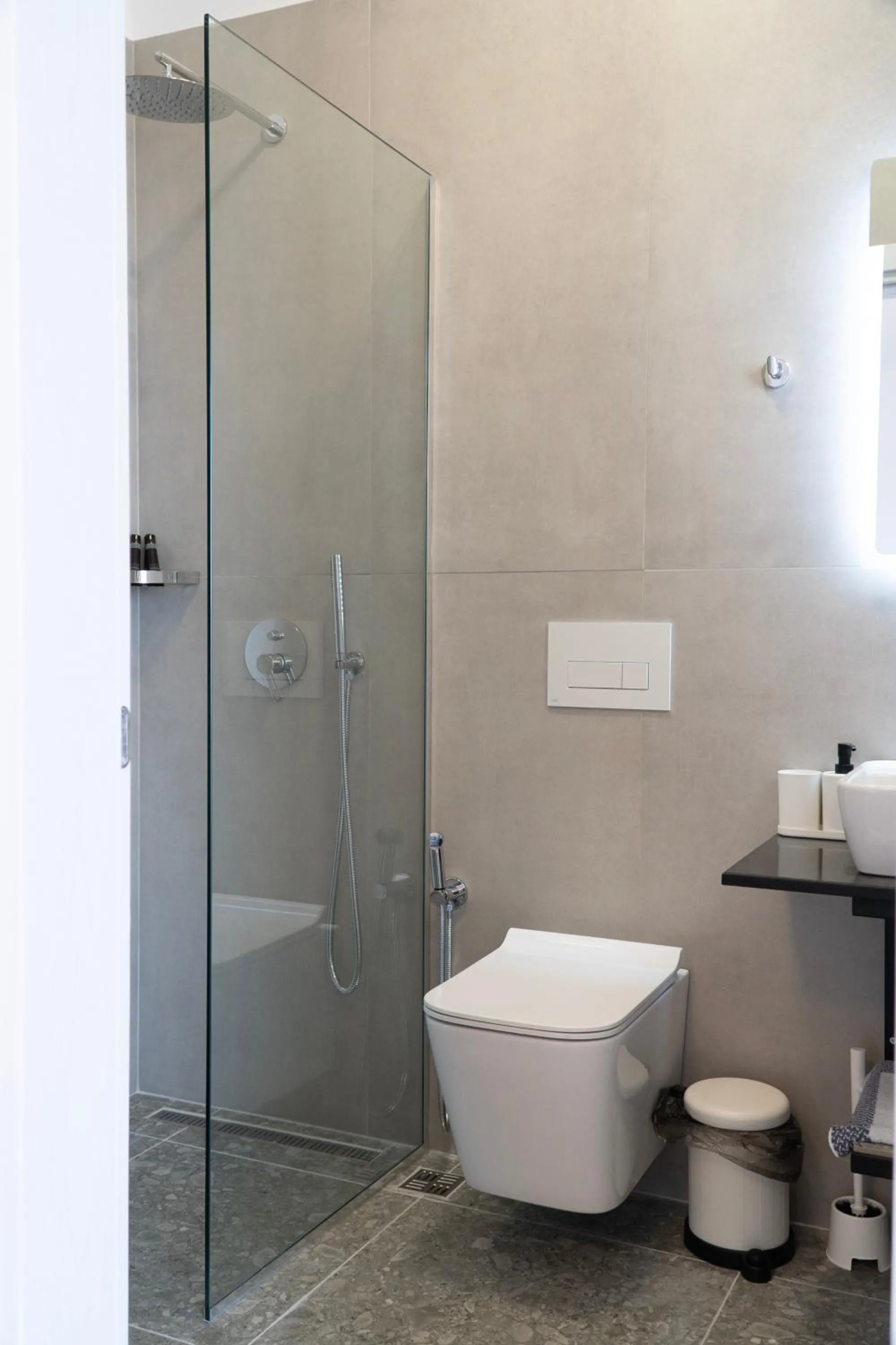 Hilltop Heaven Hotel