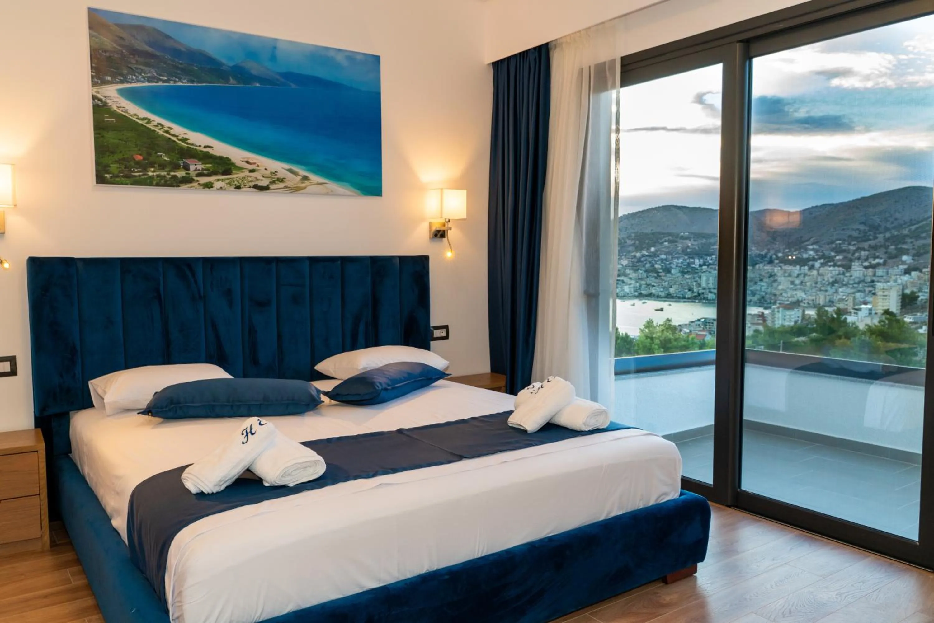 Bed in Hilltop Heaven Hotel