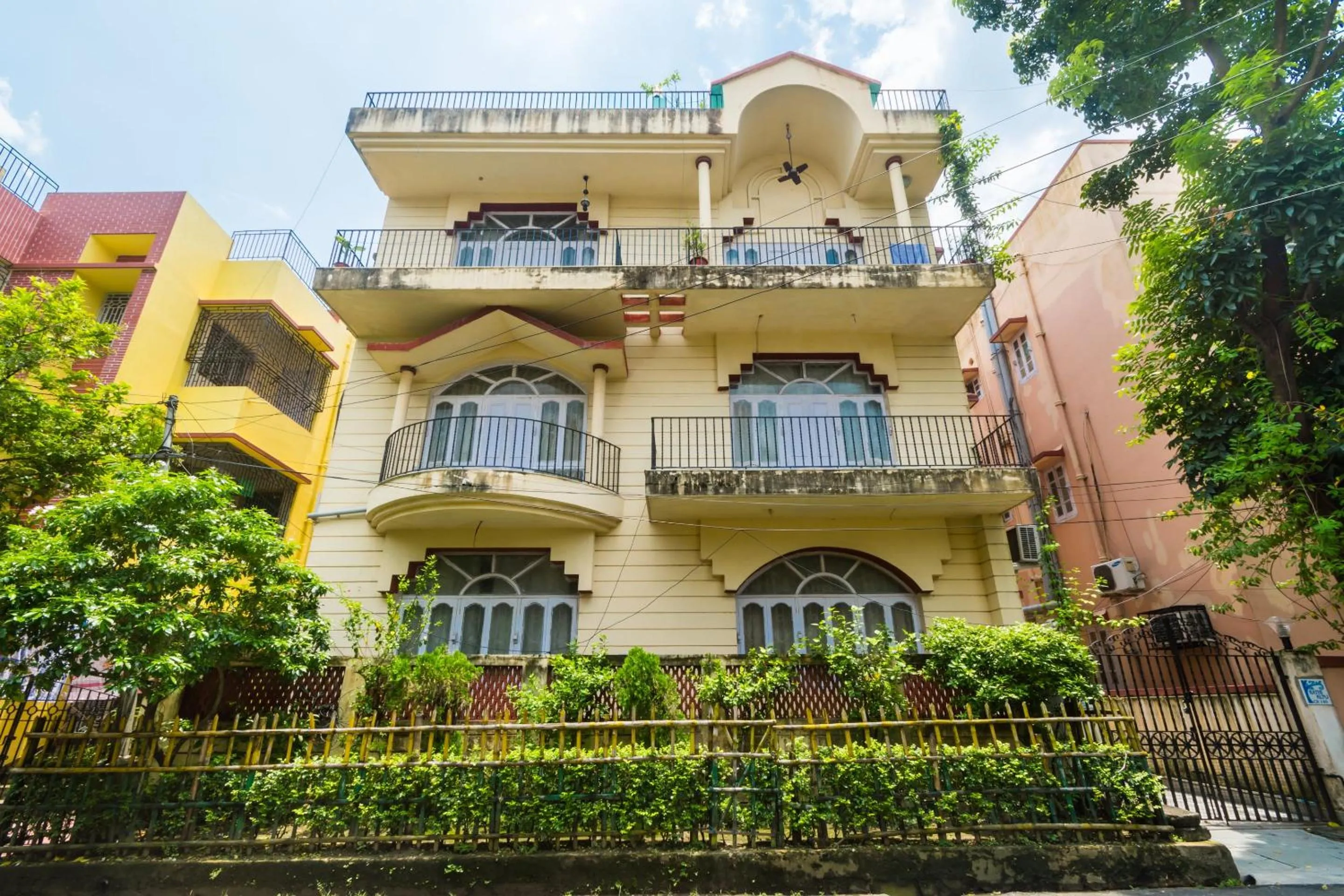 Facade/entrance in Super Hotel O Rathi Kunj Near City Centre Salt Lake