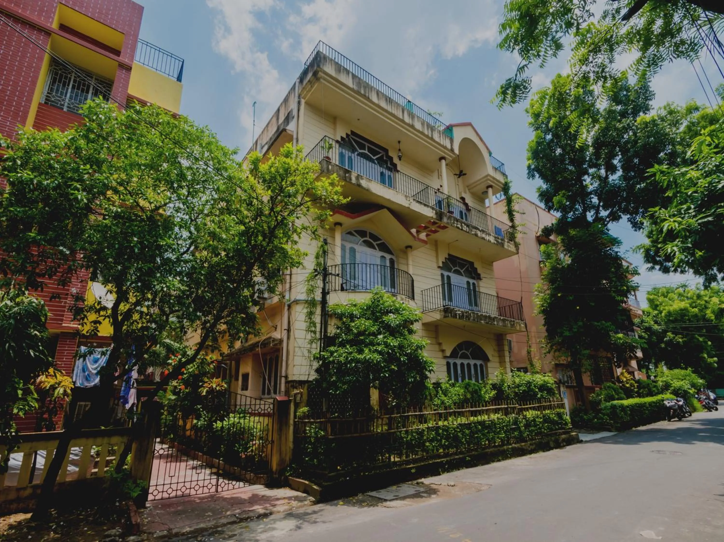 Facade/entrance in Super Hotel O Rathi Kunj Near City Centre Salt Lake