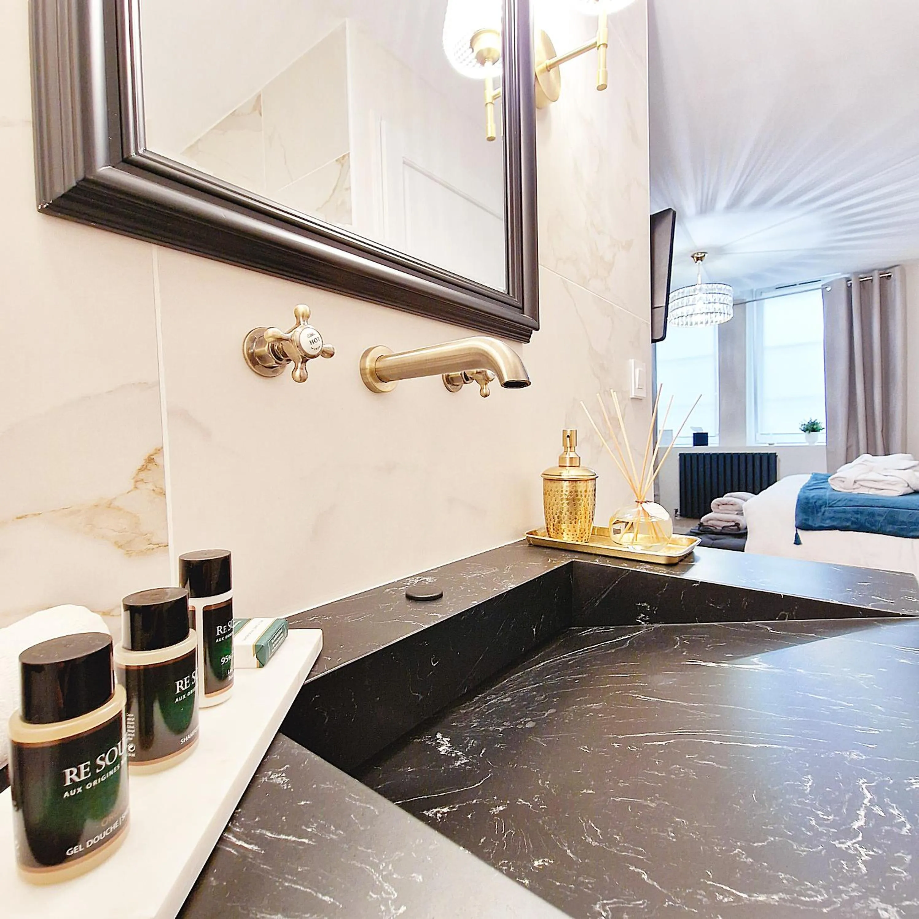 Bed in La Dolce Vita Spa privatif