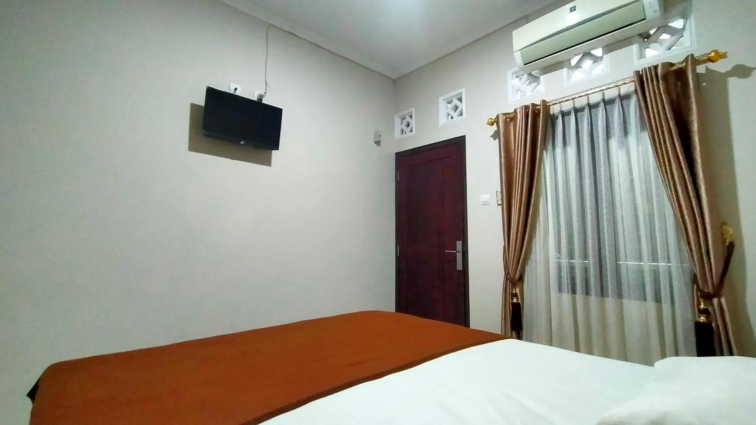 Bed in Aqsa Guest House Ciamis Syariah