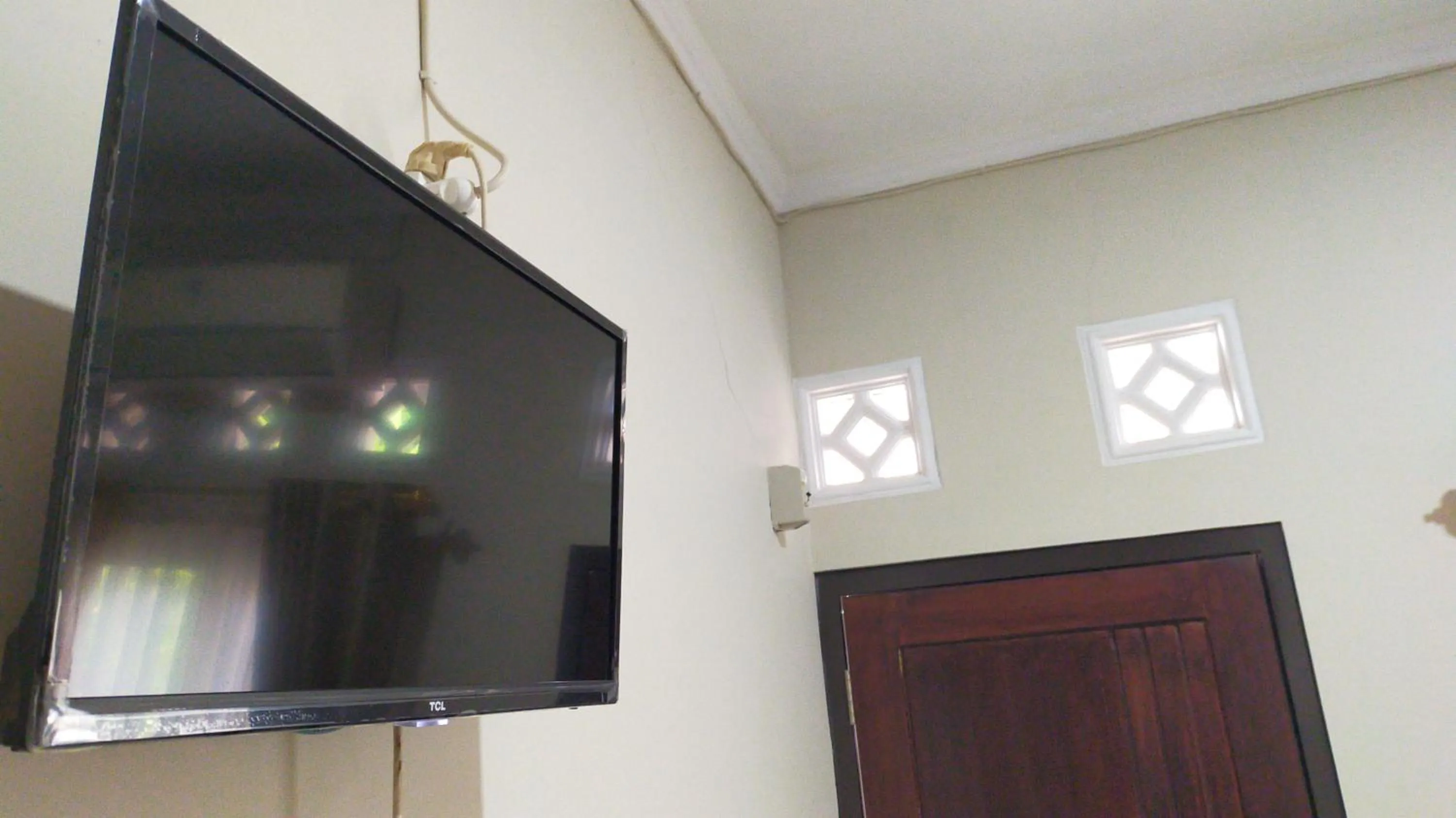 TV and multimedia in Aqsa Guest House Ciamis Syariah