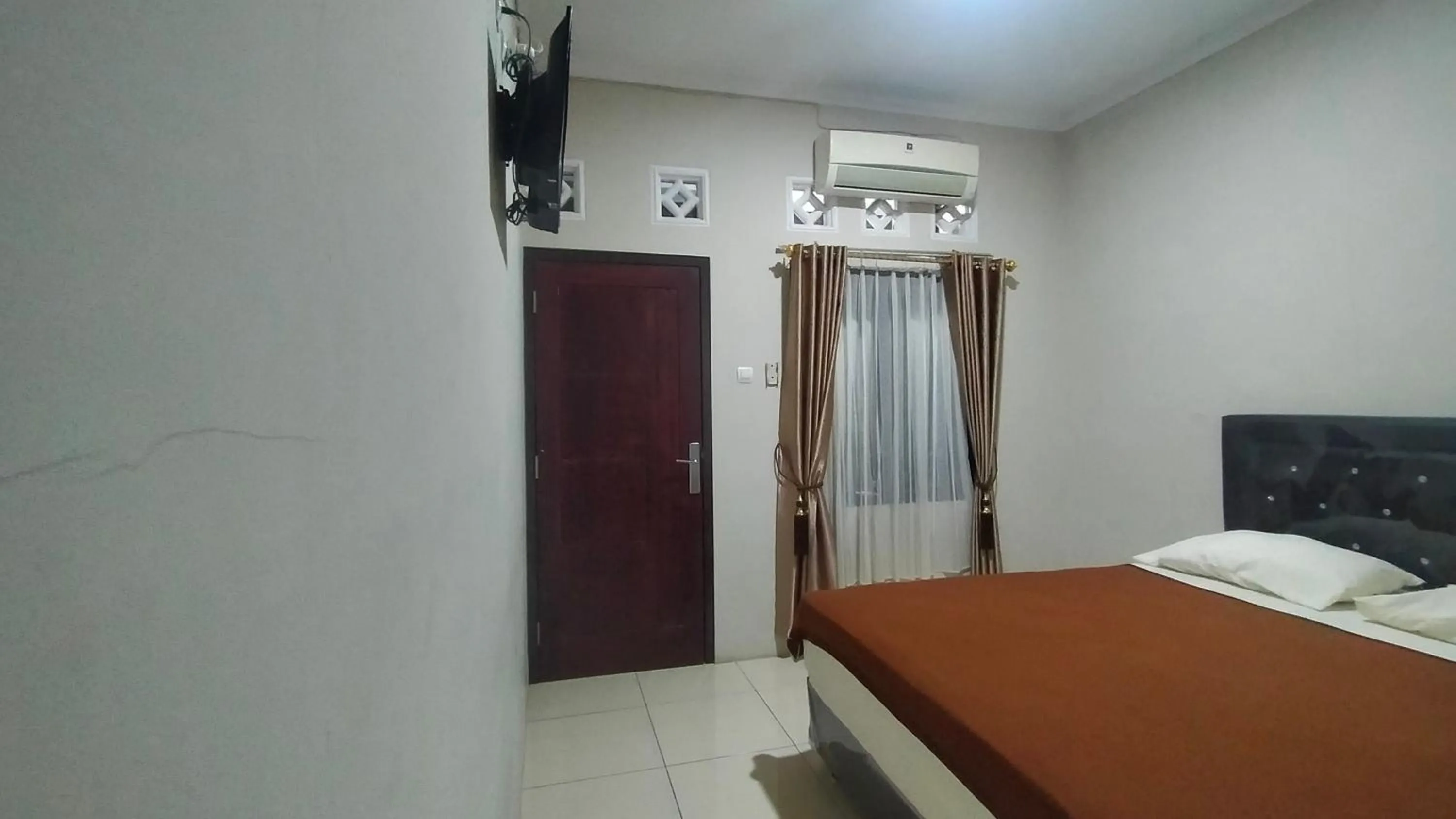 Patio, Bed in Aqsa Guest House Ciamis Syariah