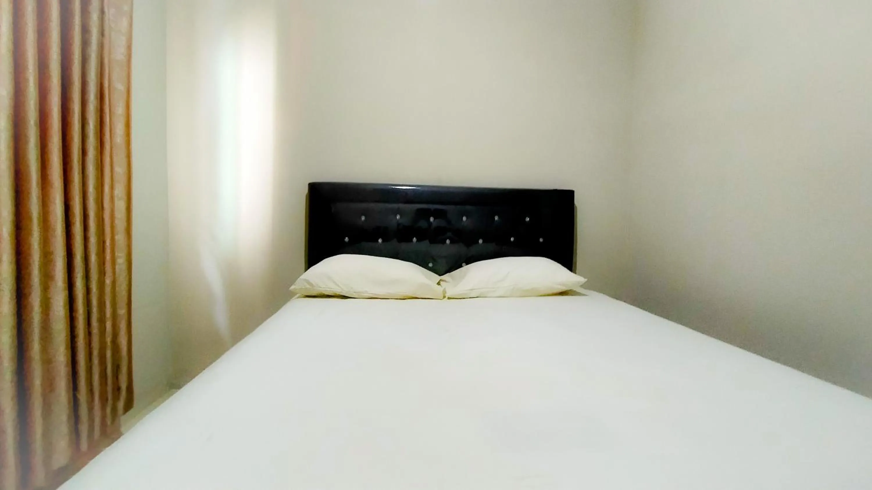 Property building, Bed in Aqsa Guest House Ciamis Syariah