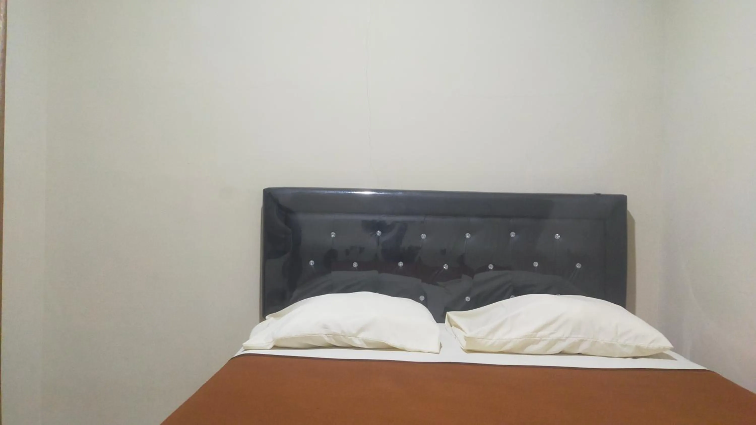 Staff, Bed in Aqsa Guest House Ciamis Syariah