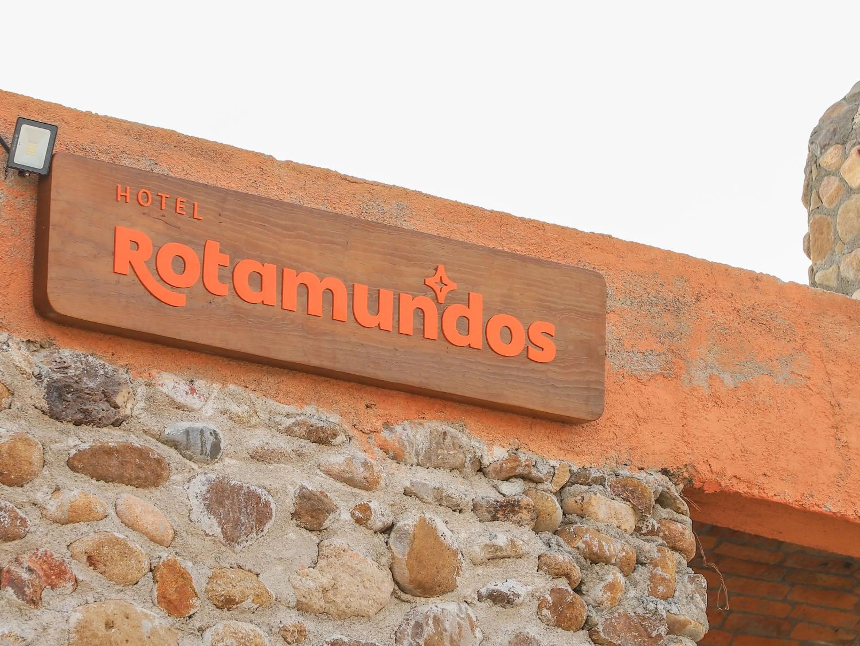 Logo/Certificate/Sign in Centro Ecoturístico Tatu by Rotamundos