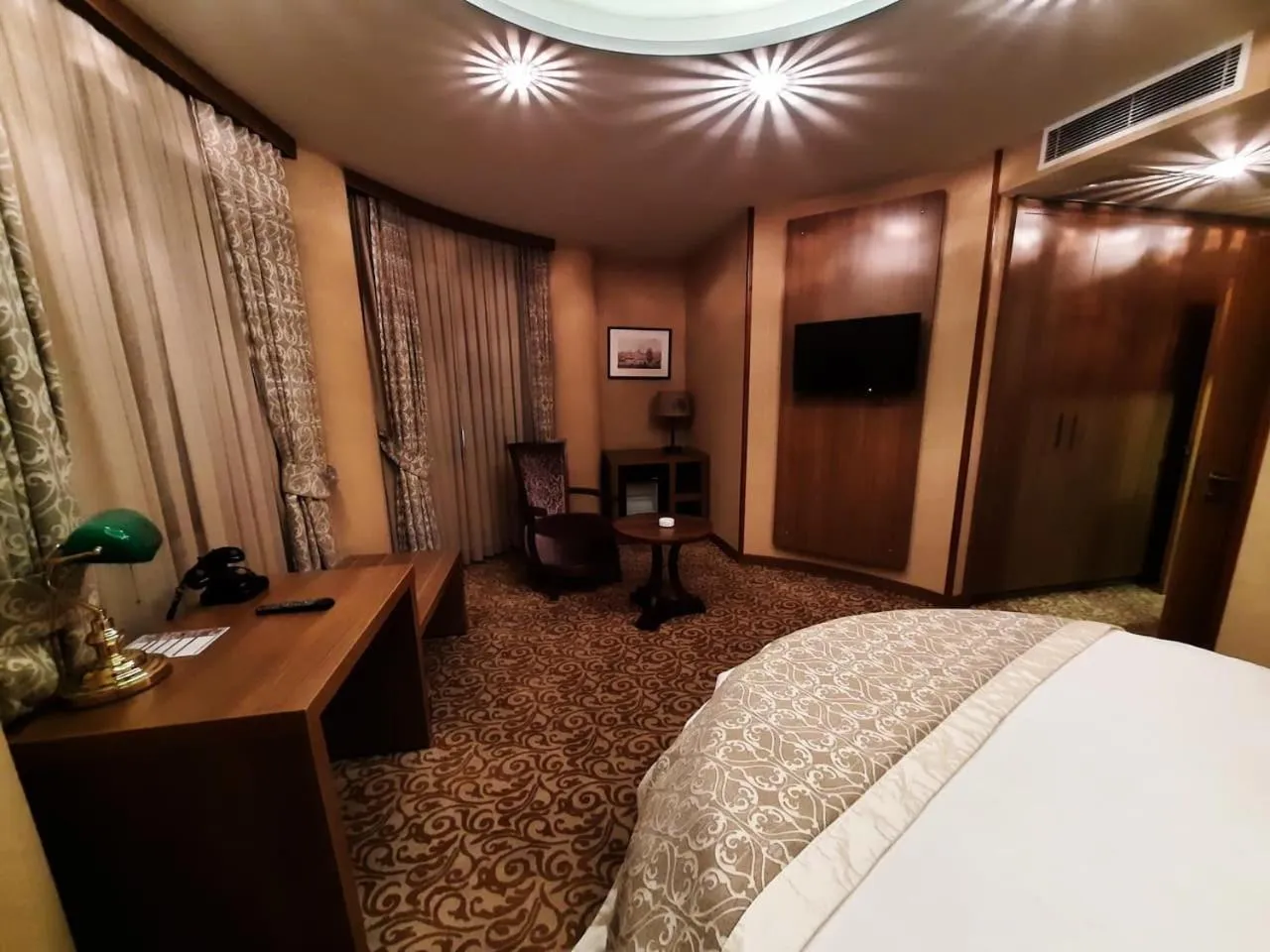 TV and multimedia, Bed in Cesmeli Konak Hotel Silivri