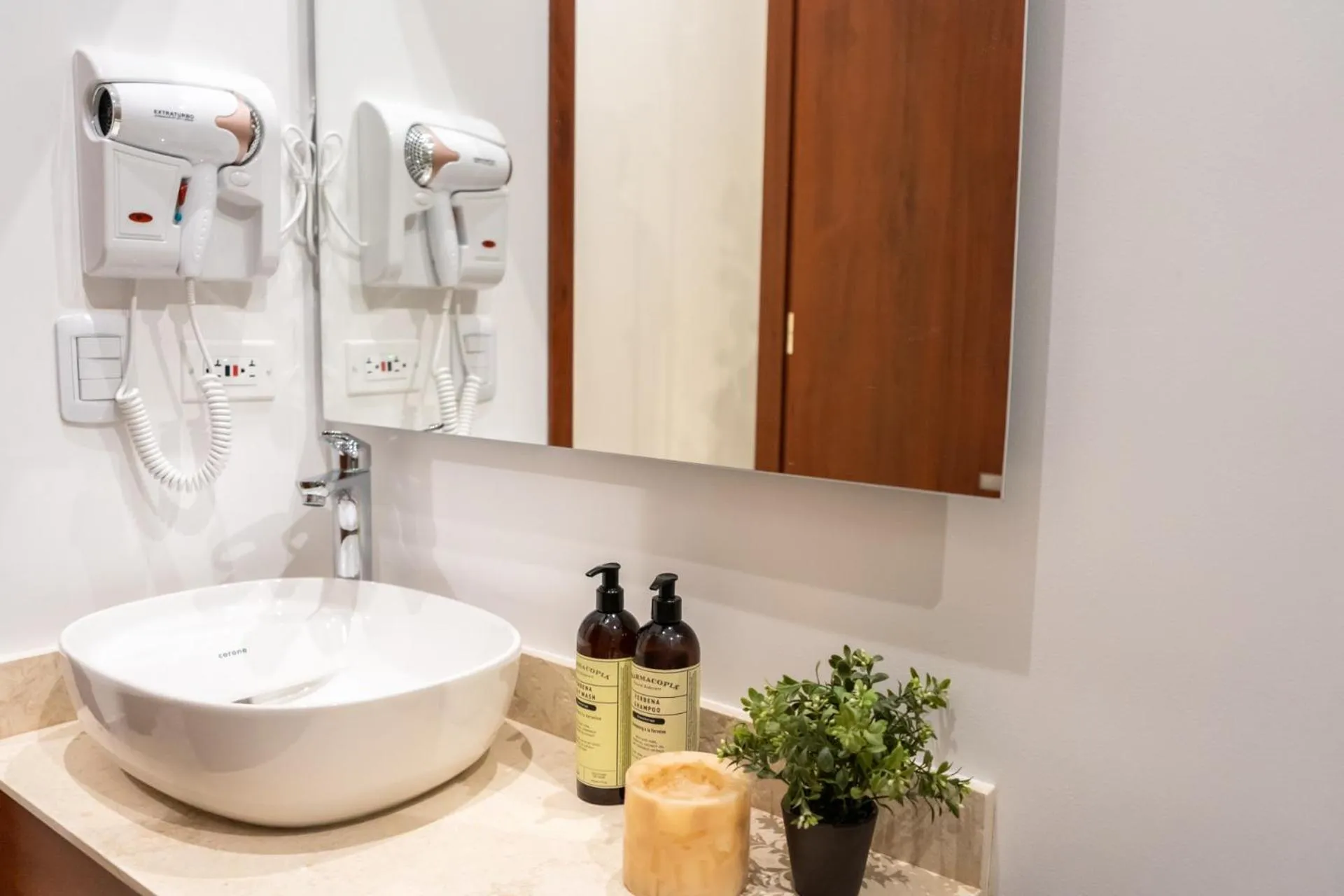 Bathroom in Ganem Suites Cartagena