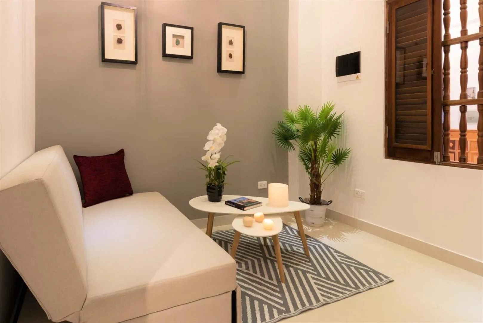 Living room in Ganem Suites Cartagena