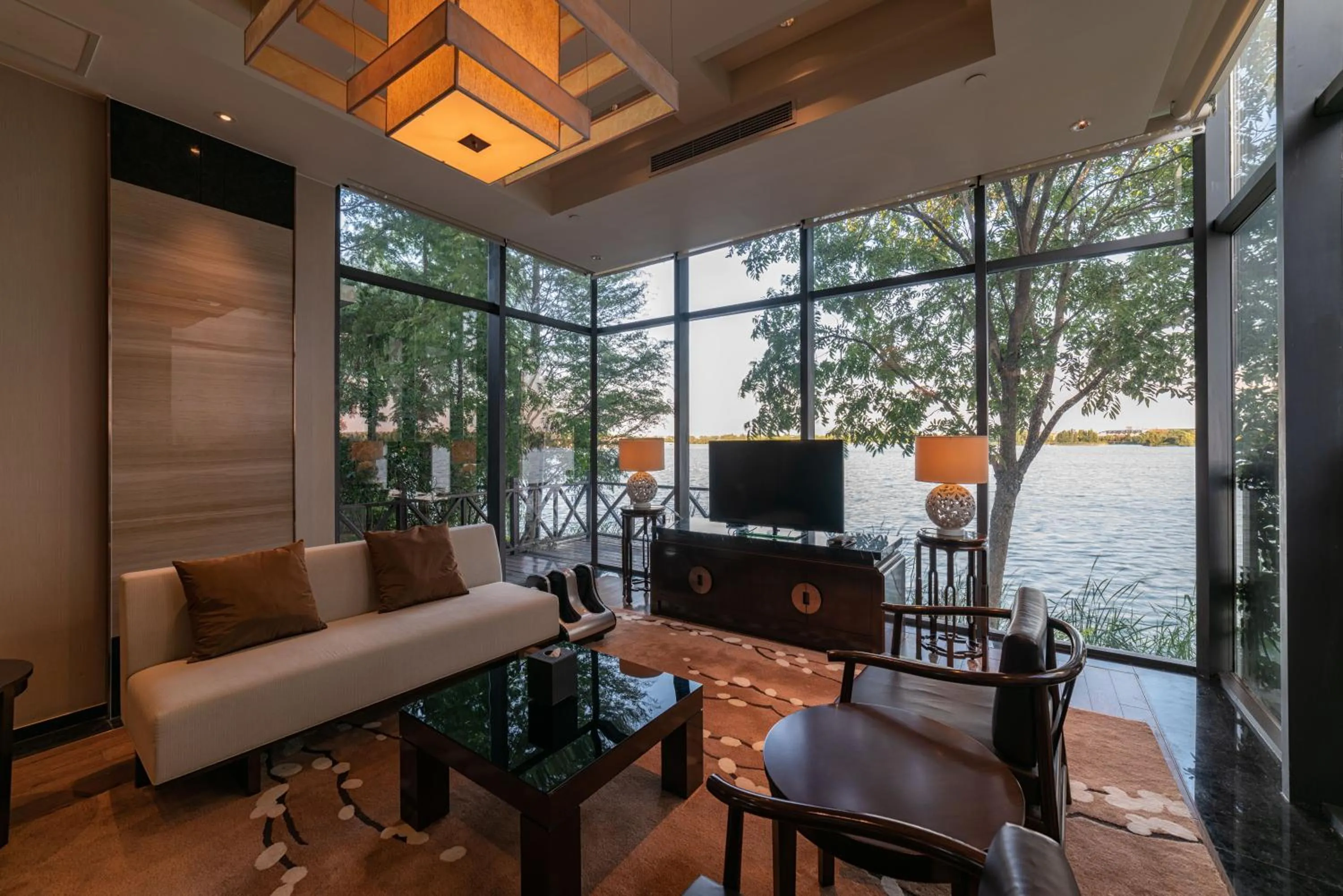 Living room in CITIC Pacific Zhujiajiao Jin Jiang Hotel