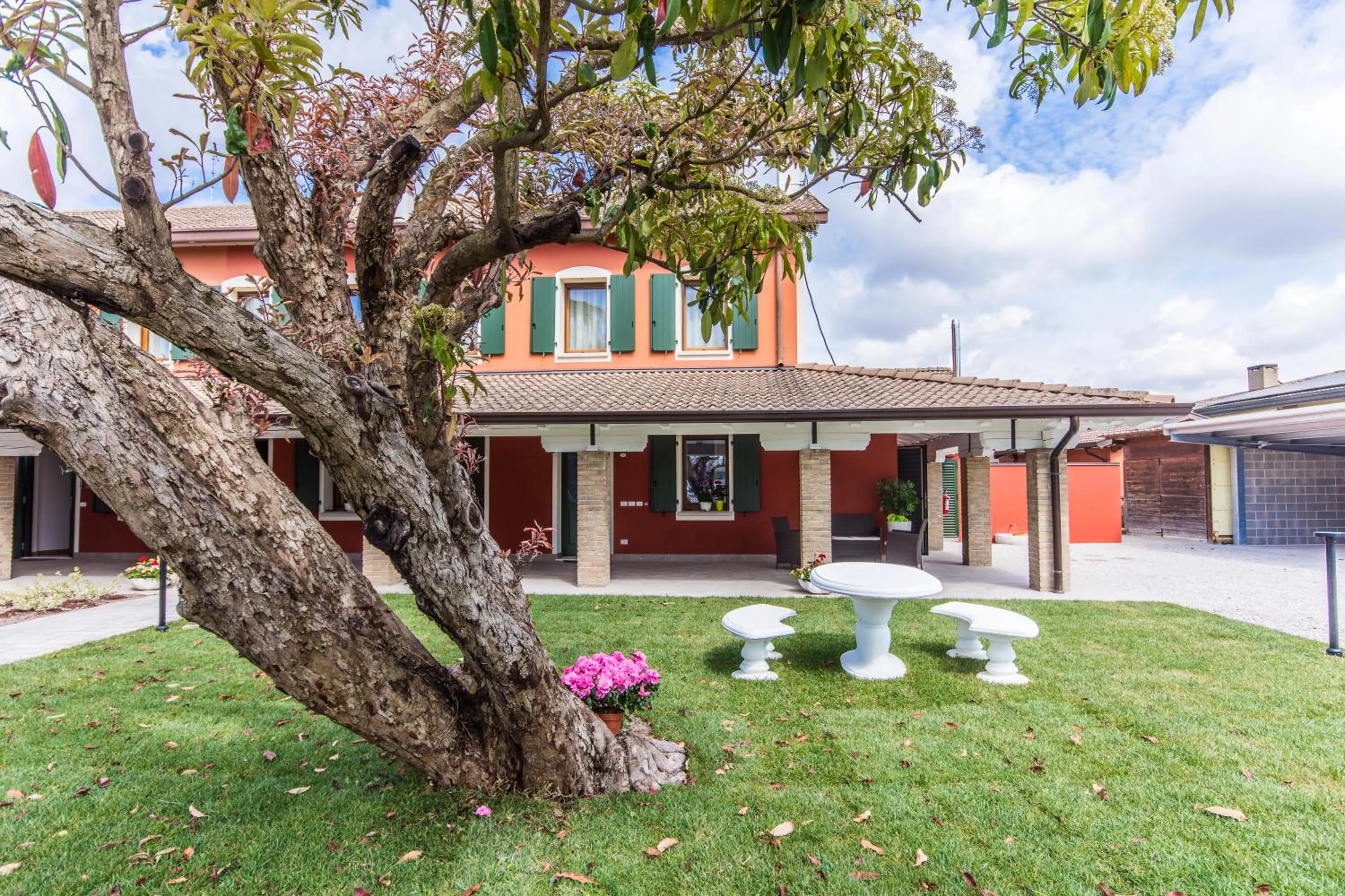 Hotel Residence - Il Giardino del Cigno