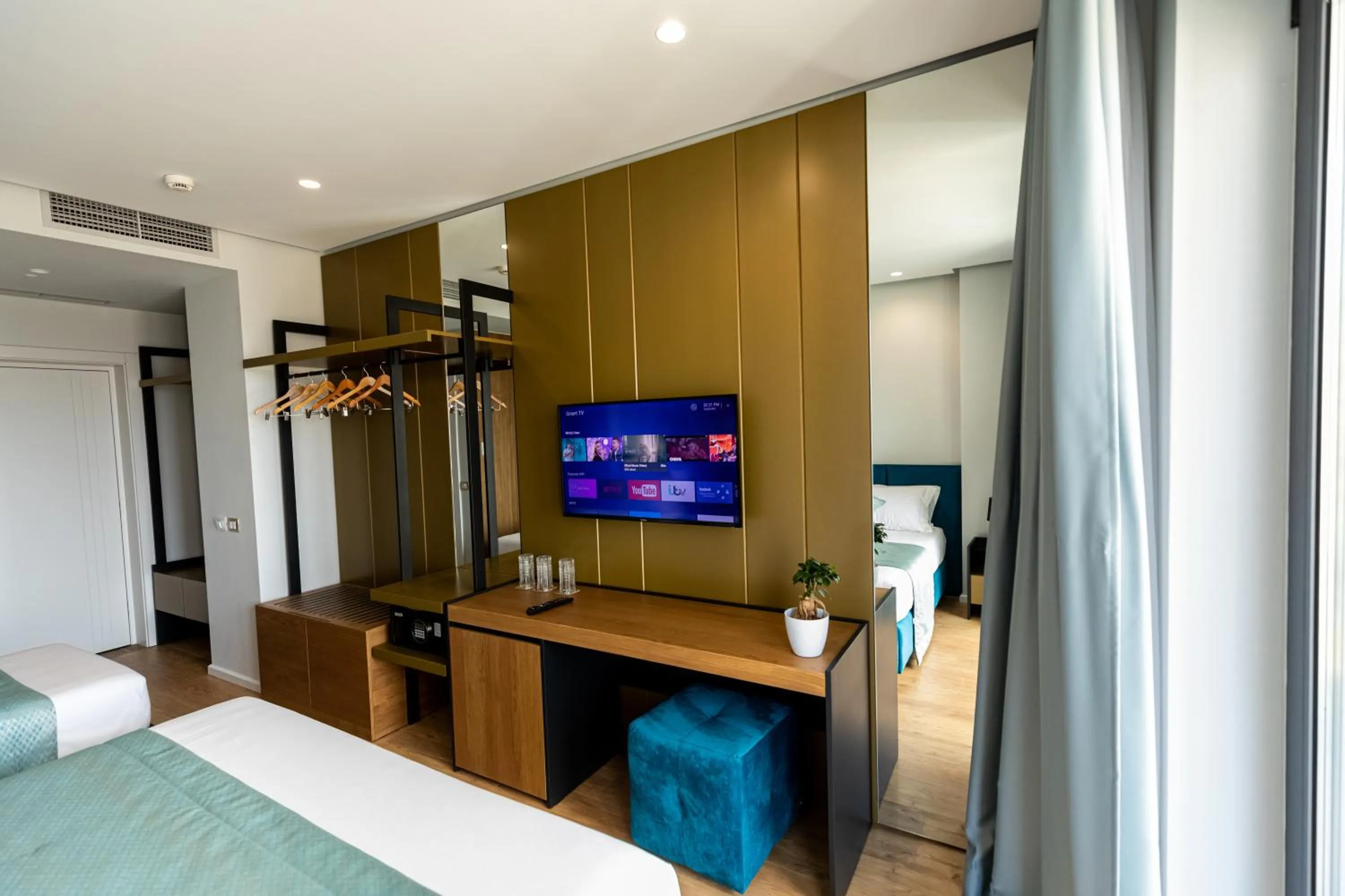 TV and multimedia, Bed in Ames Hotel & SPA