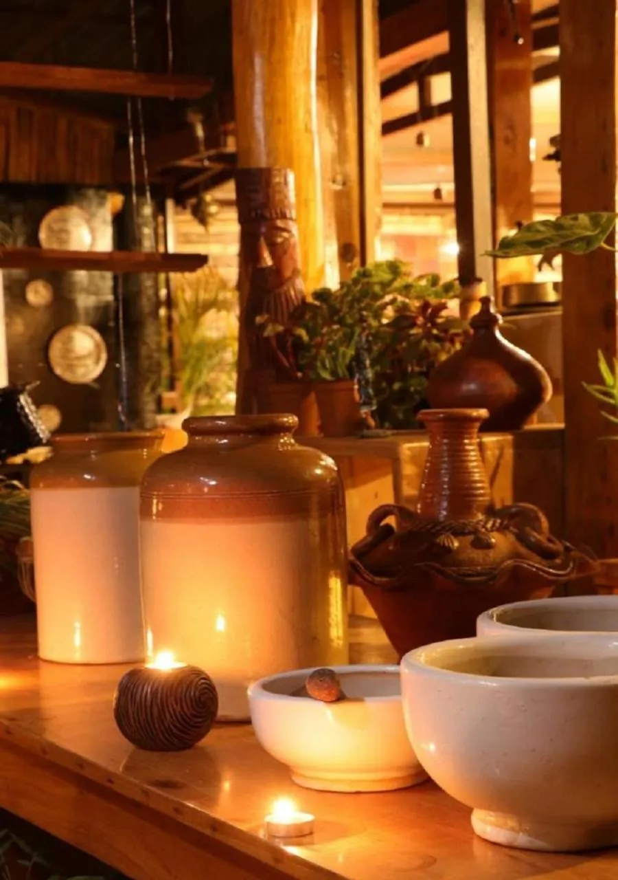 Breakfast in De Rock Jungle Living Resort