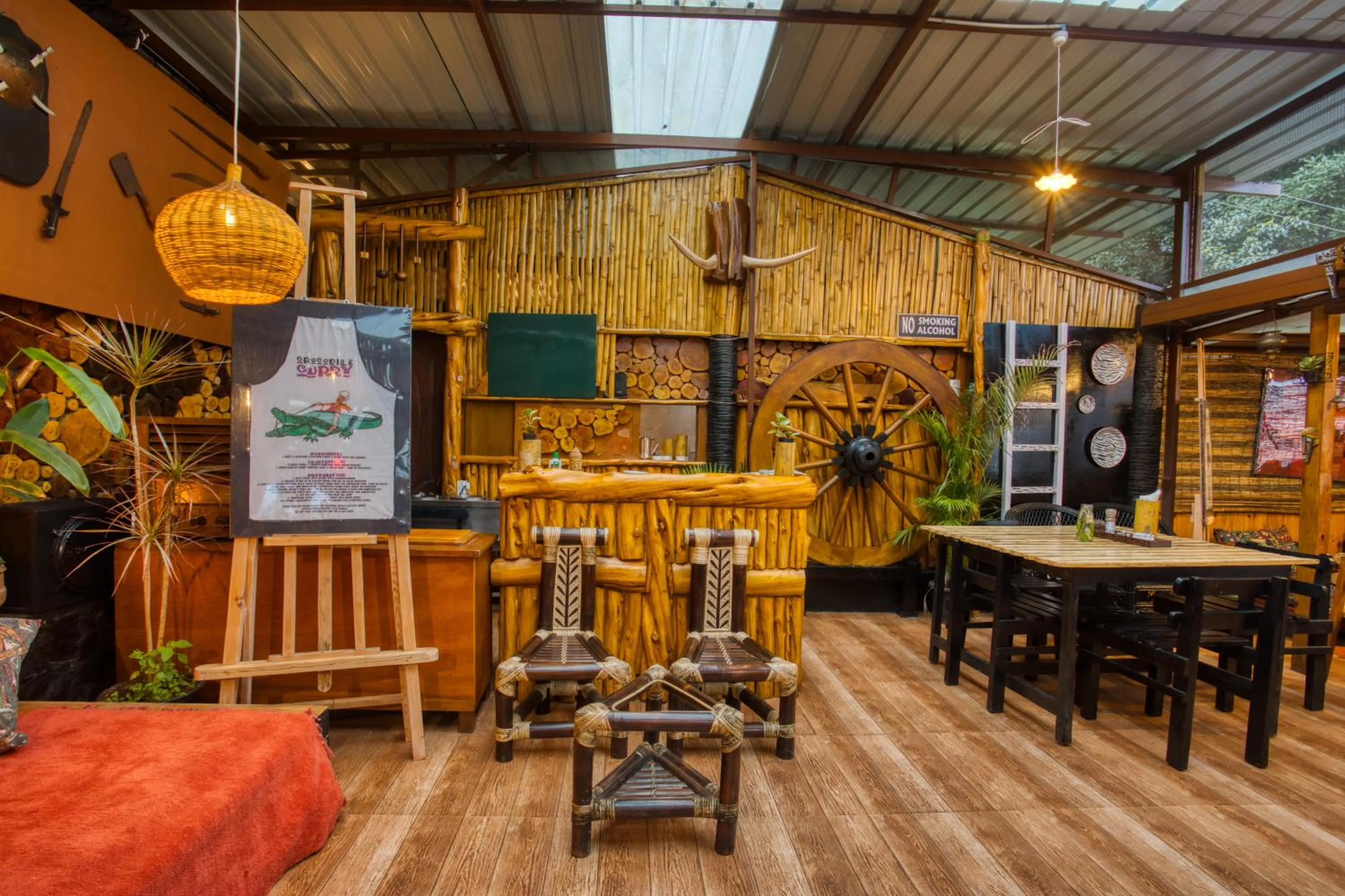 Dining area in De Rock Jungle Living Resort