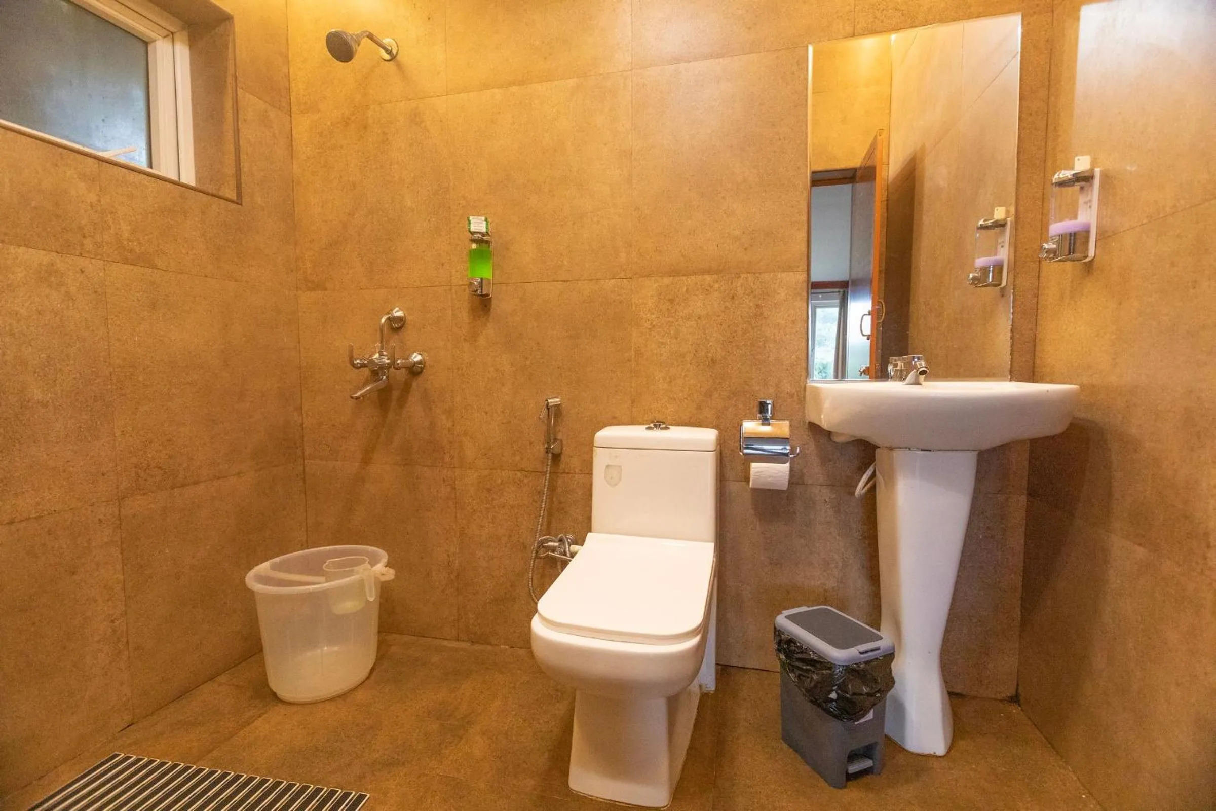 Shower in De Rock Jungle Living Resort