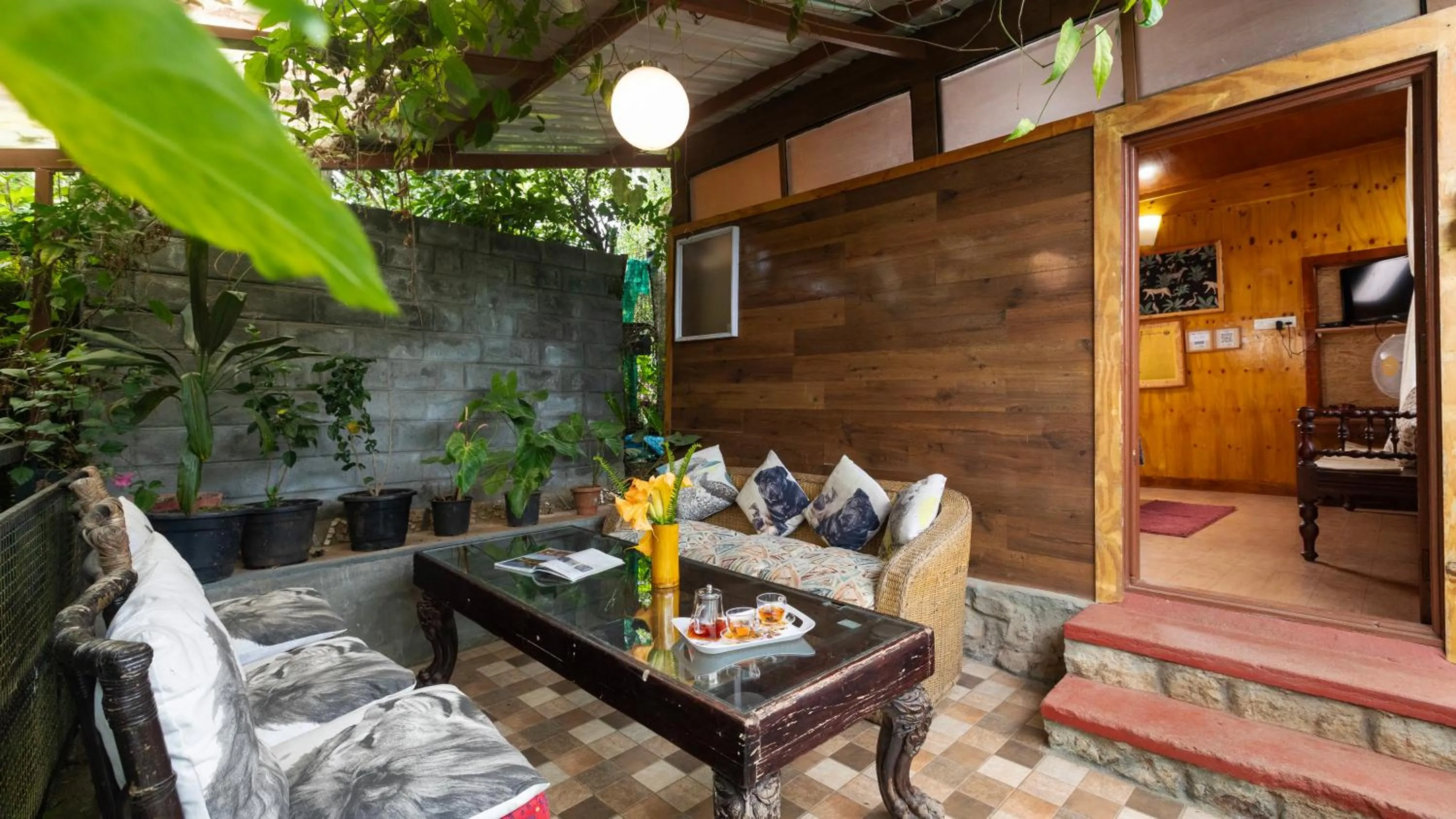 Patio in De Rock Jungle Living Resort