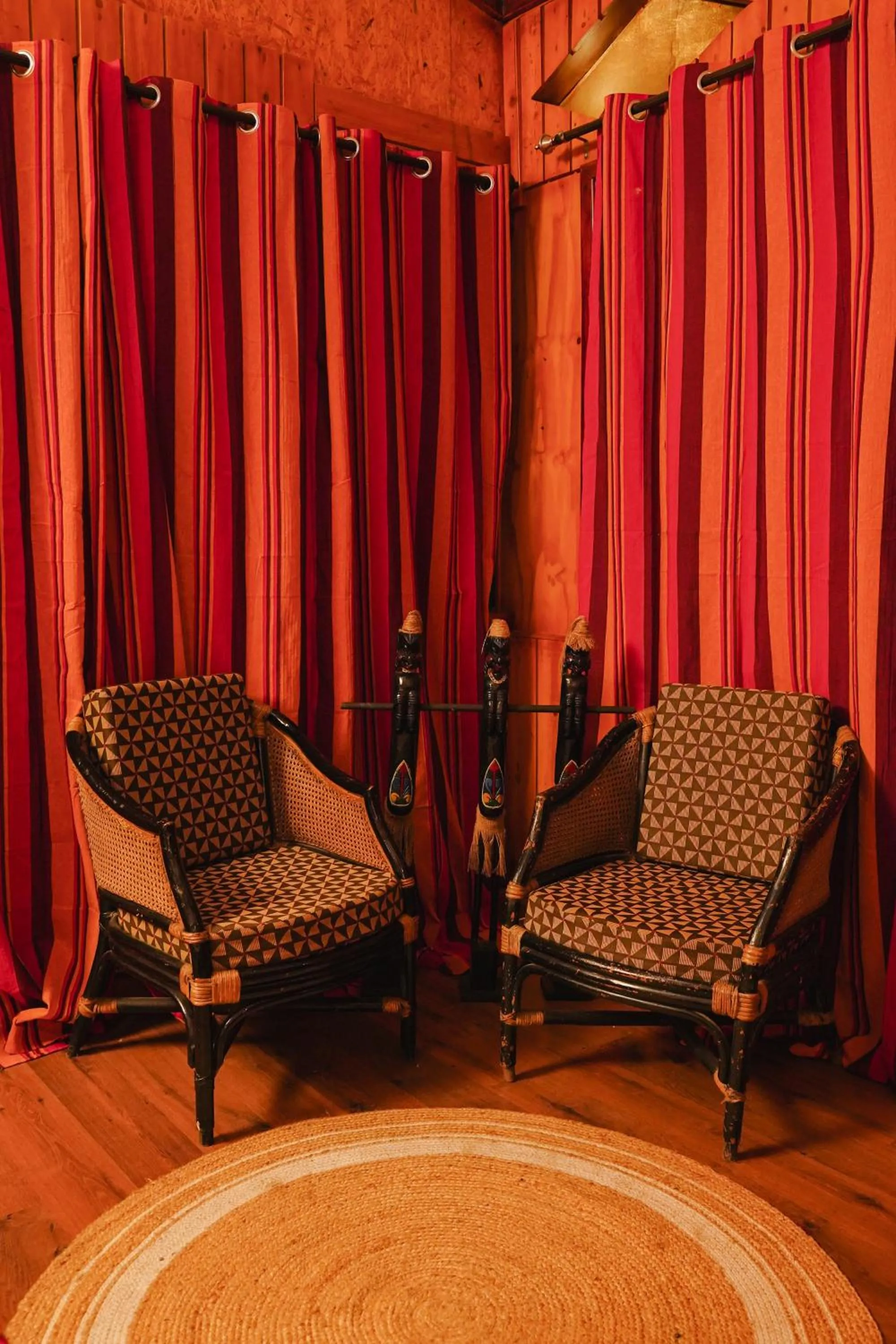 Living room in De Rock Jungle Living Resort