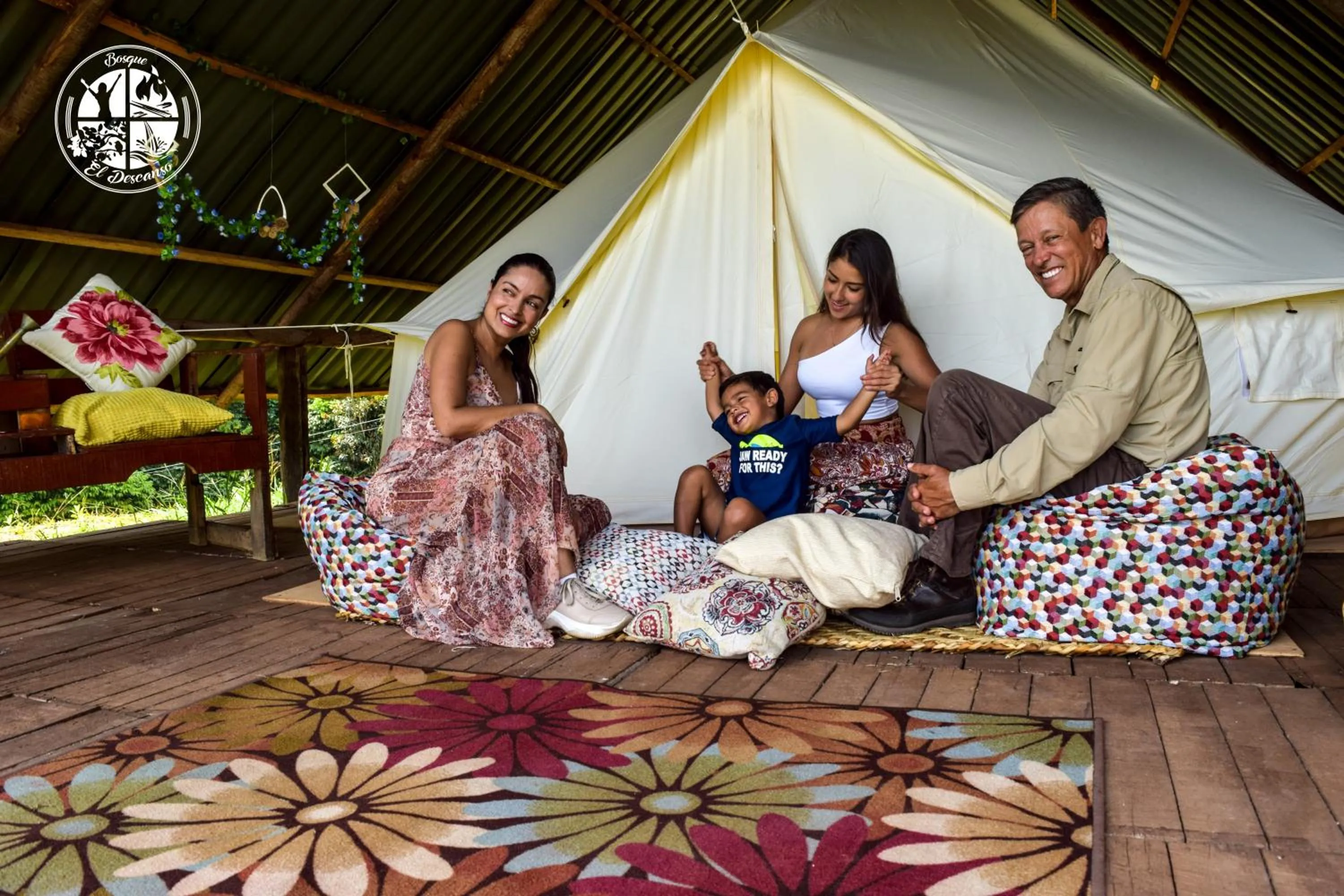People in BOSQUE EL DESCANSO