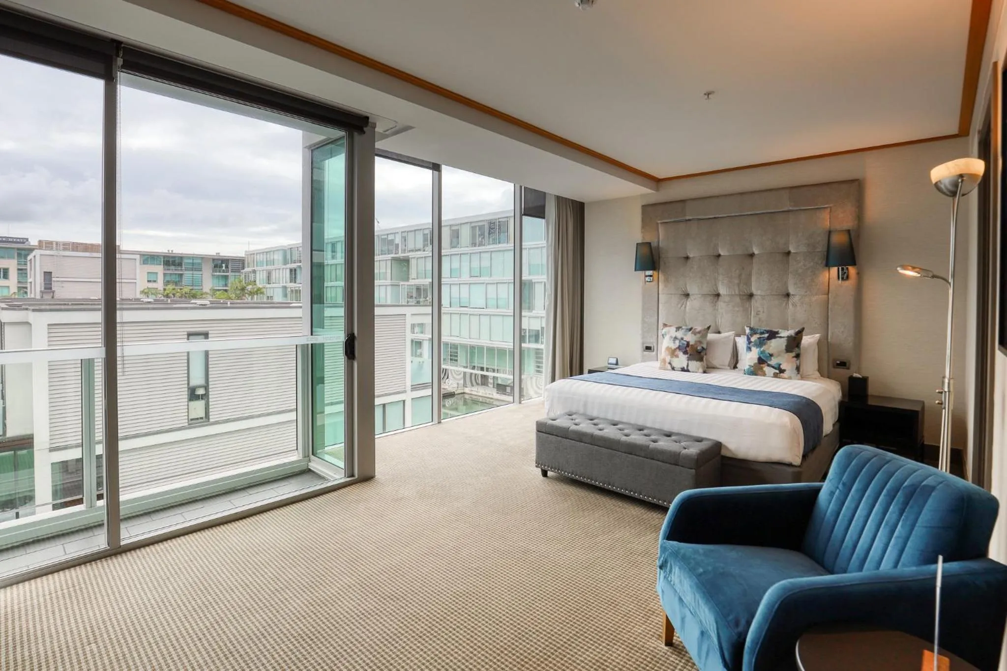 City view, Bed in Marsden Viaduct