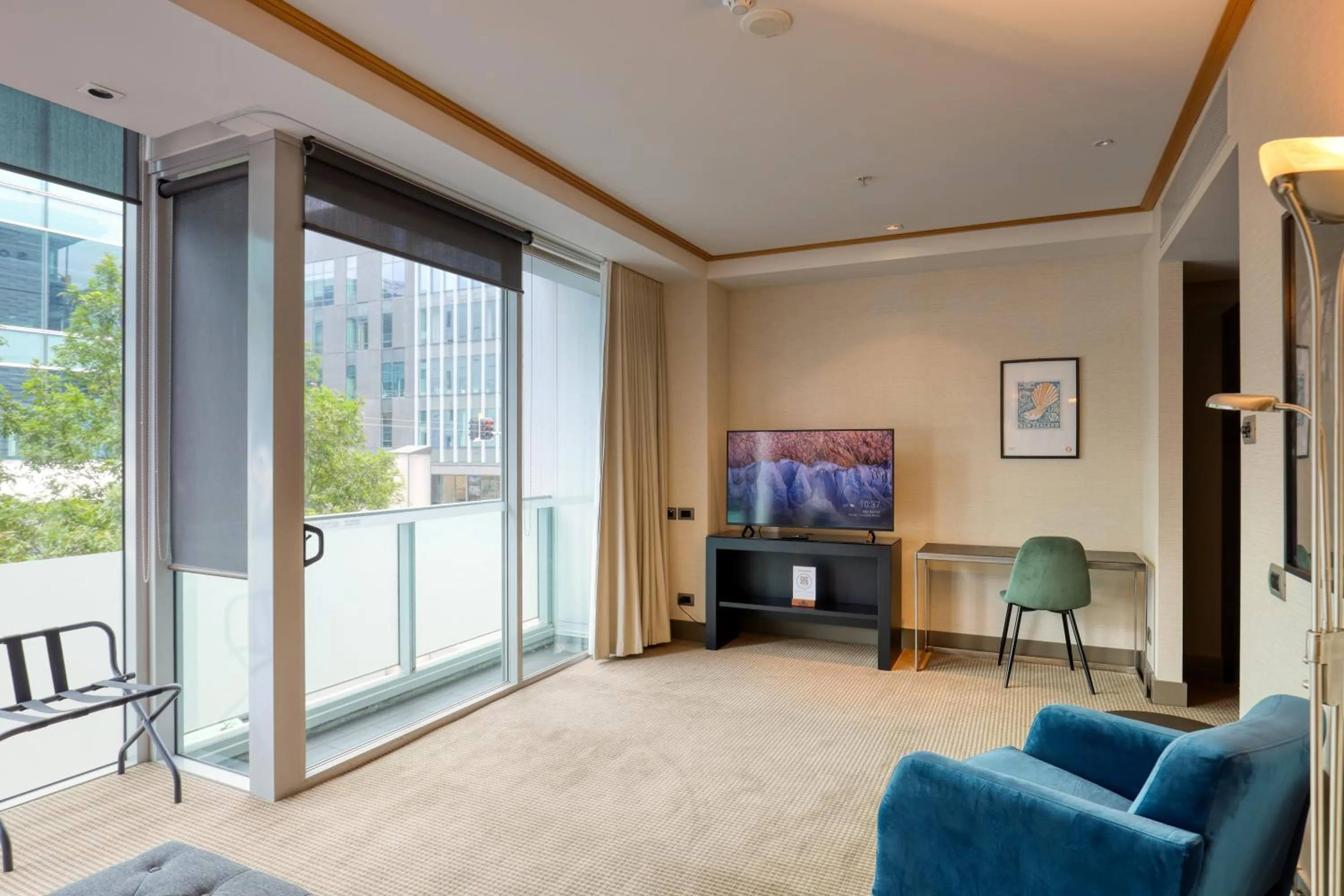 Patio in Marsden Viaduct