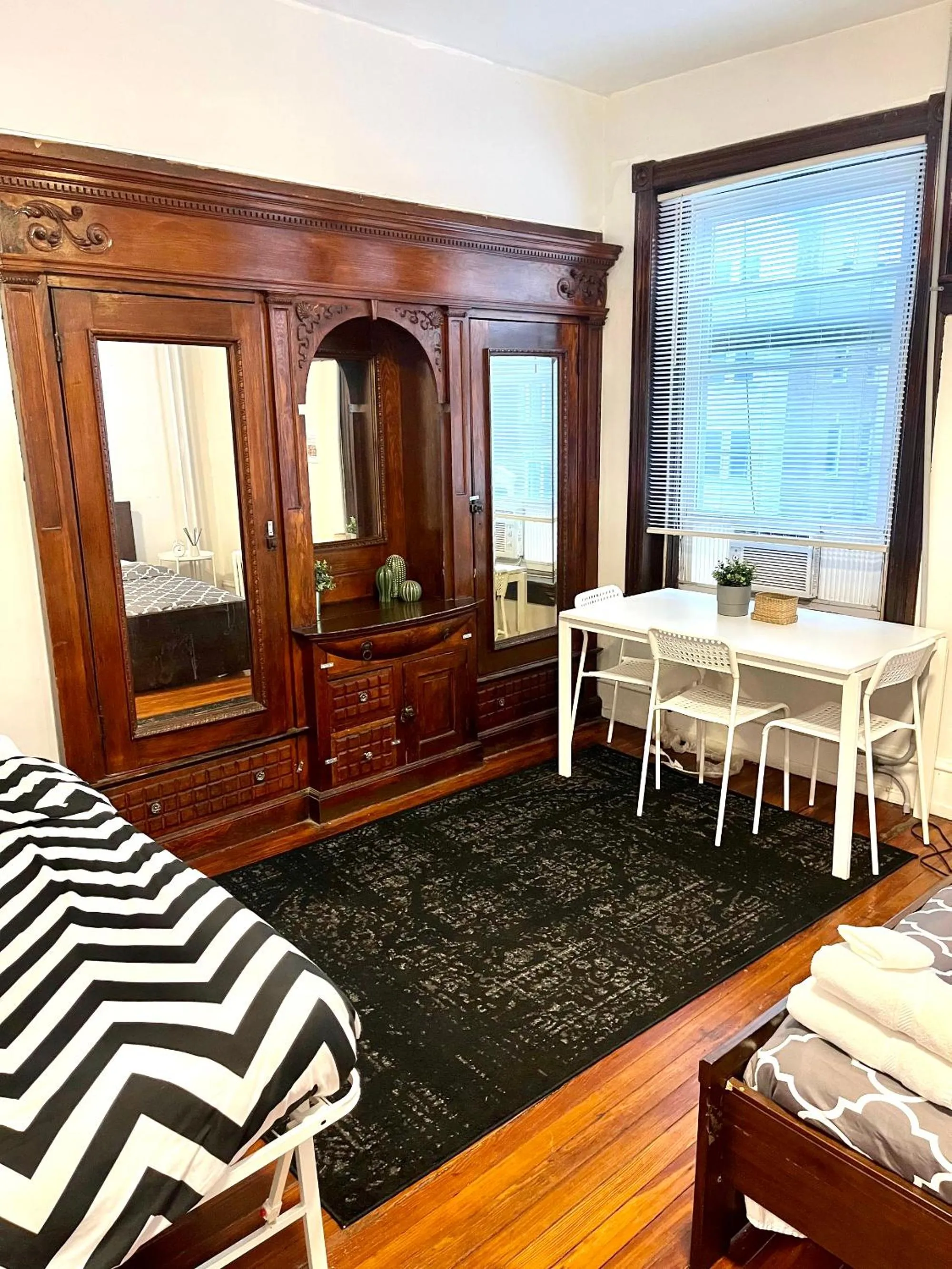 Bed in Legacy - Spring Garden University City