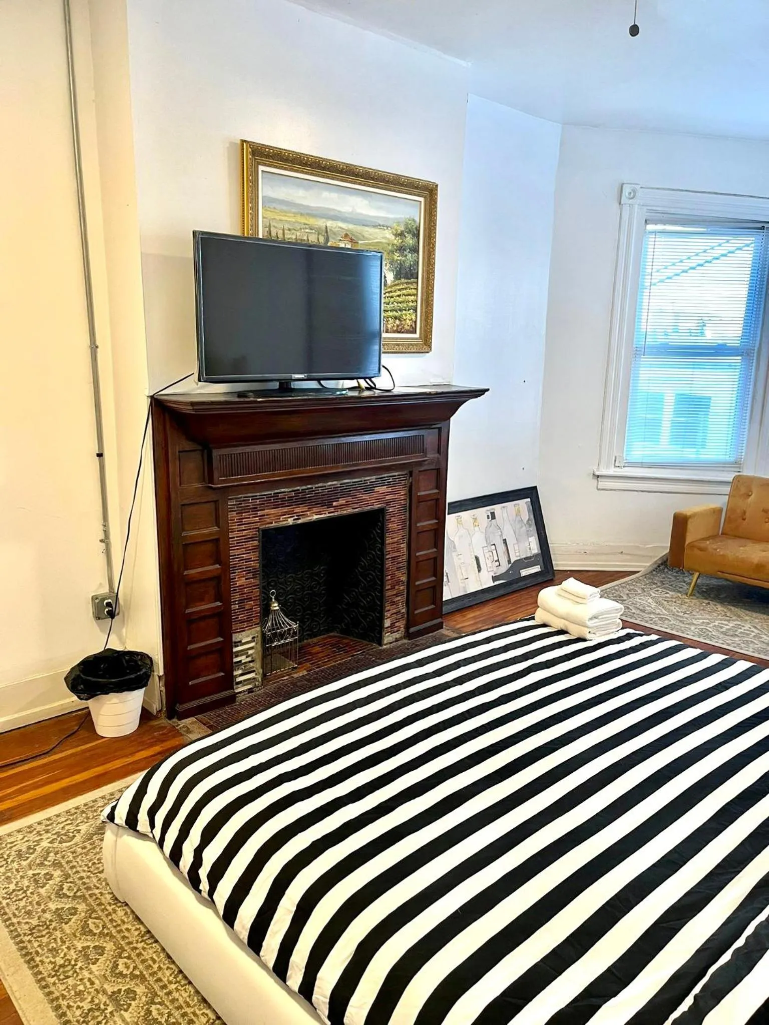 Bed in Legacy - Spring Garden University City