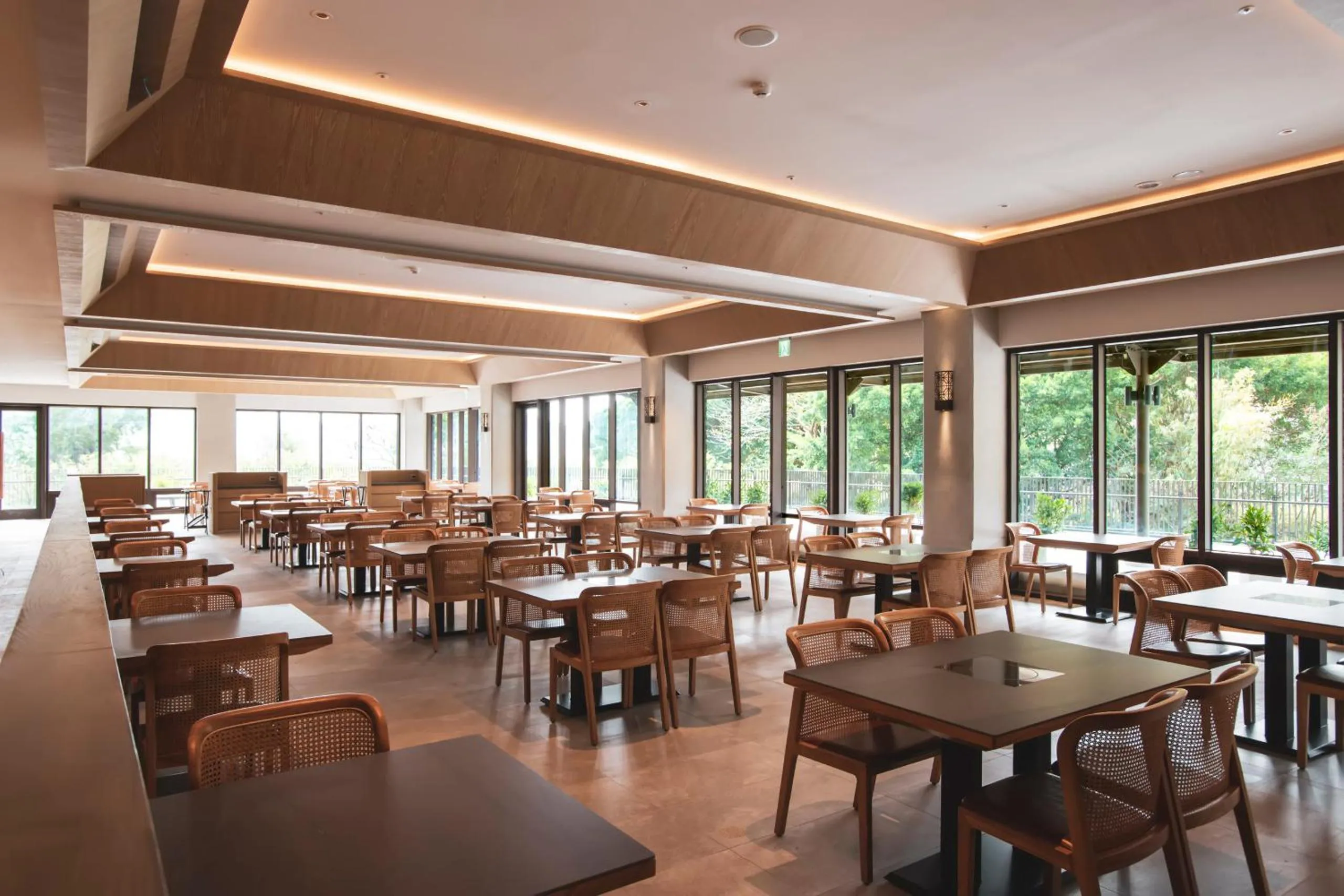 Restaurant/places to eat in Samiling Resort