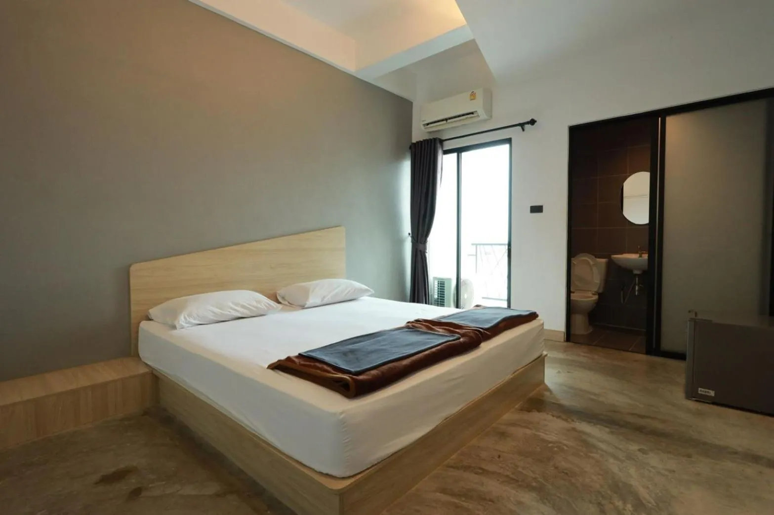 Bedroom, Bed in Newman hotel