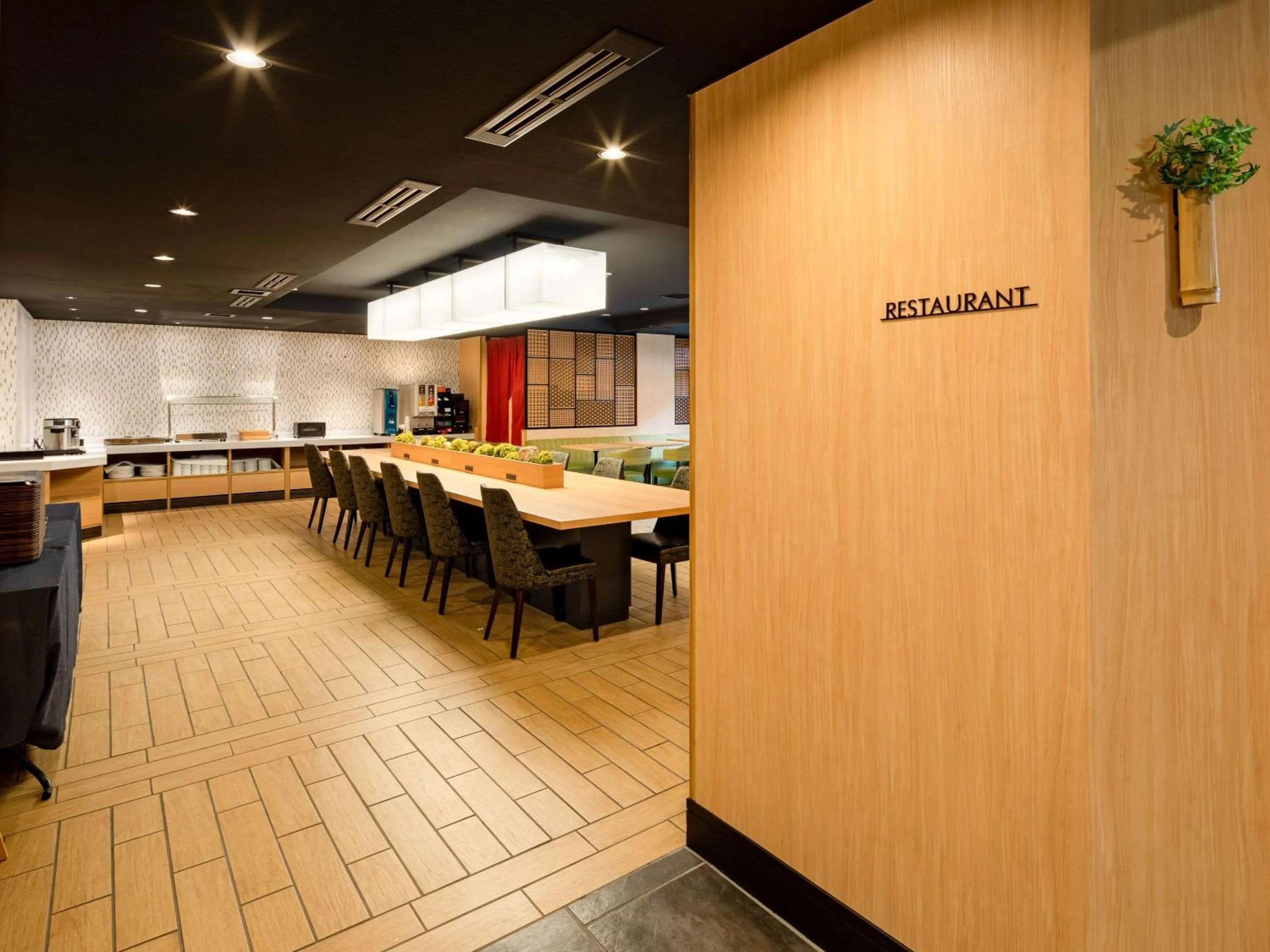 Restaurant/places to eat in Comfort Inn Kyoto Shijokarasuma
