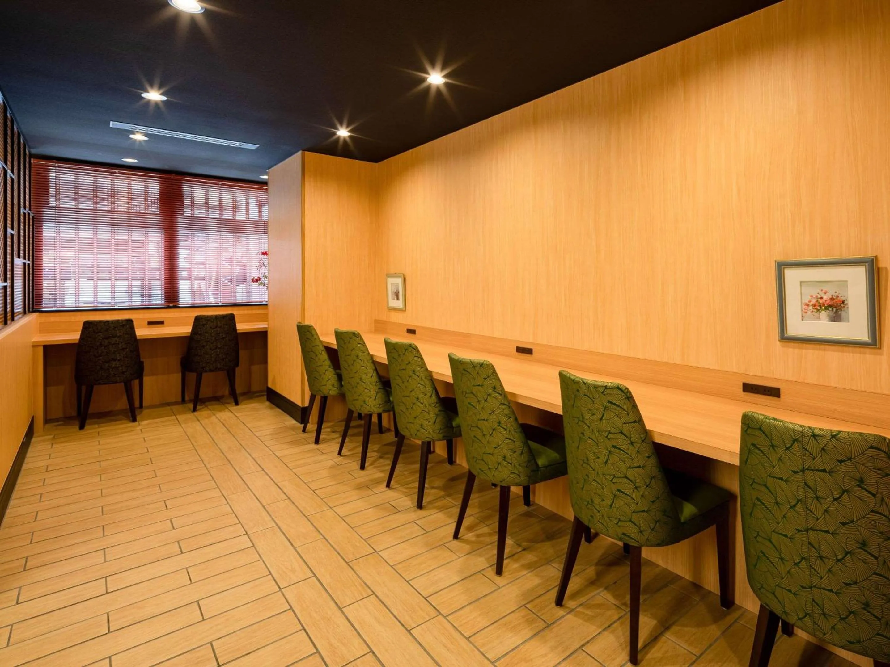 Restaurant/places to eat in Comfort Inn Kyoto Shijokarasuma