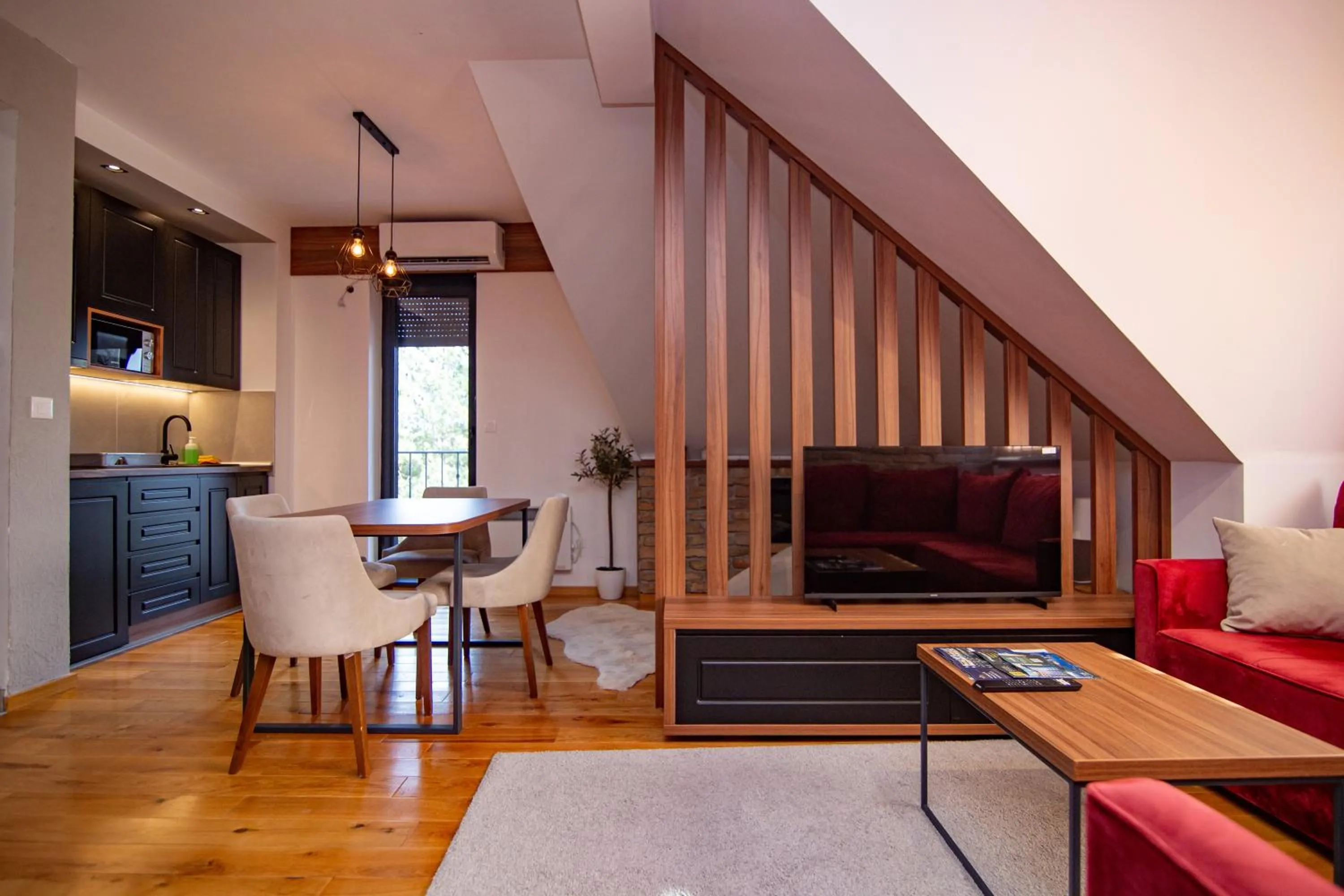 TV and multimedia in Titova Vila Zlatibor