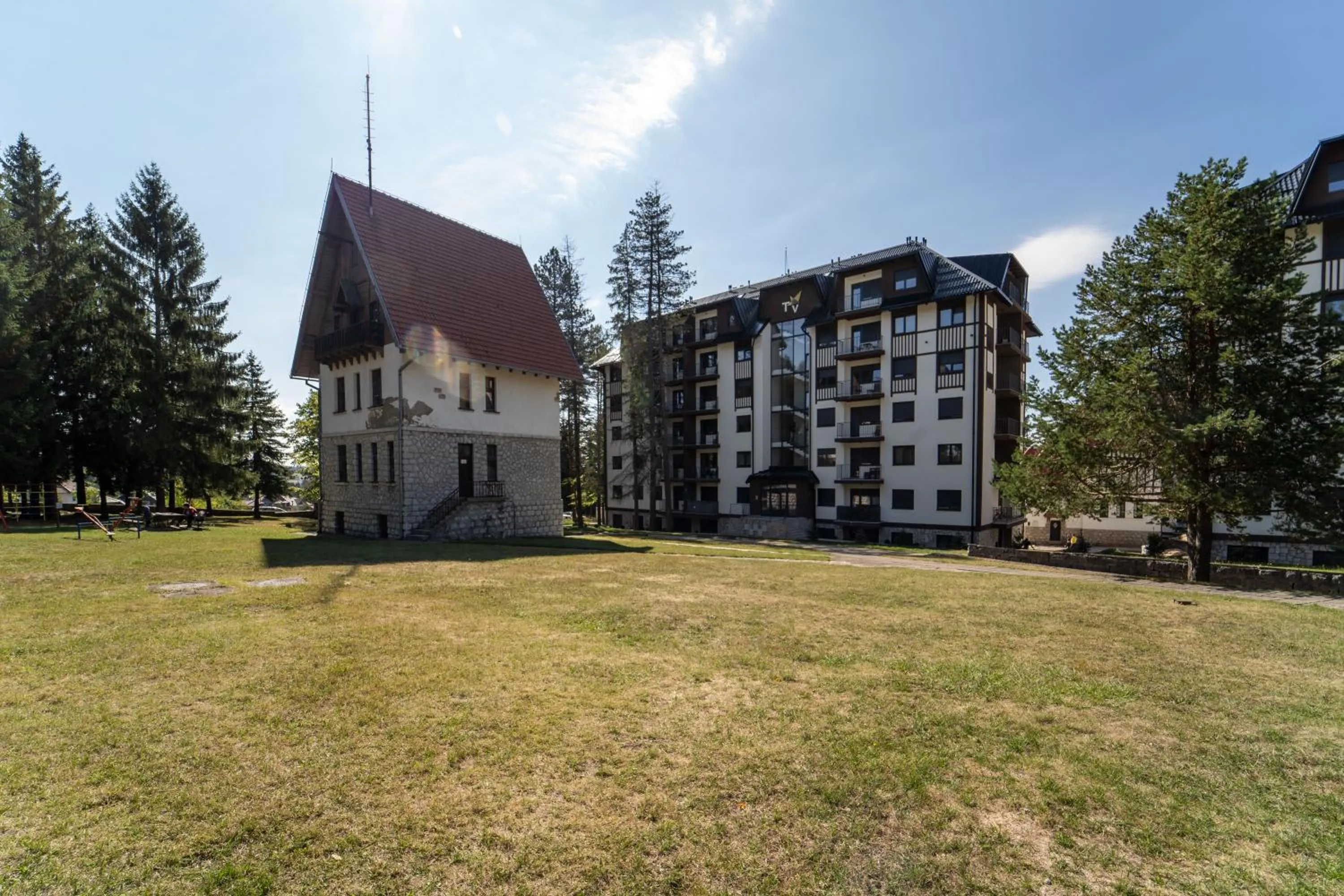 Property building in Titova Vila Zlatibor