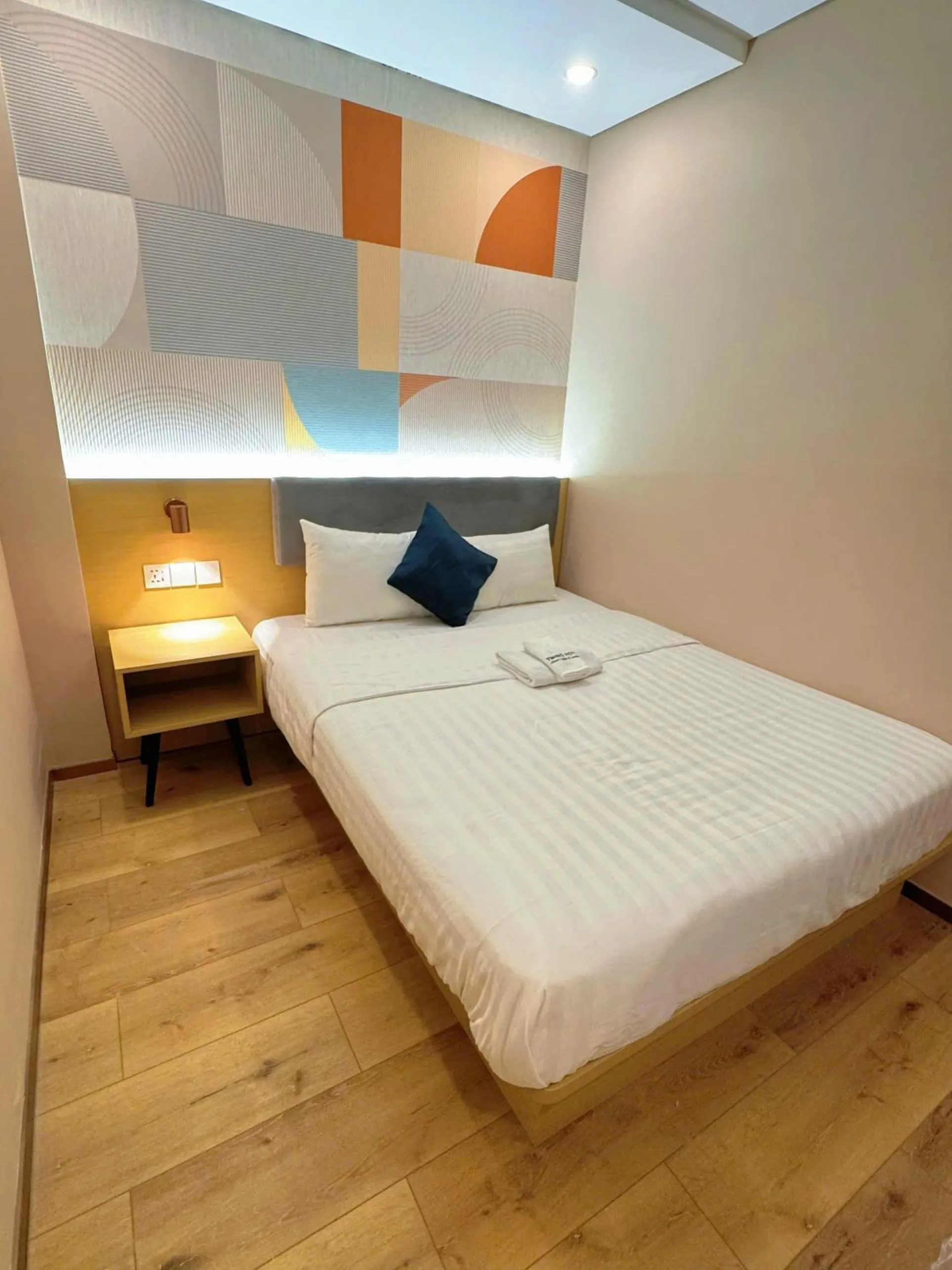 Bed in Elong me Hotel