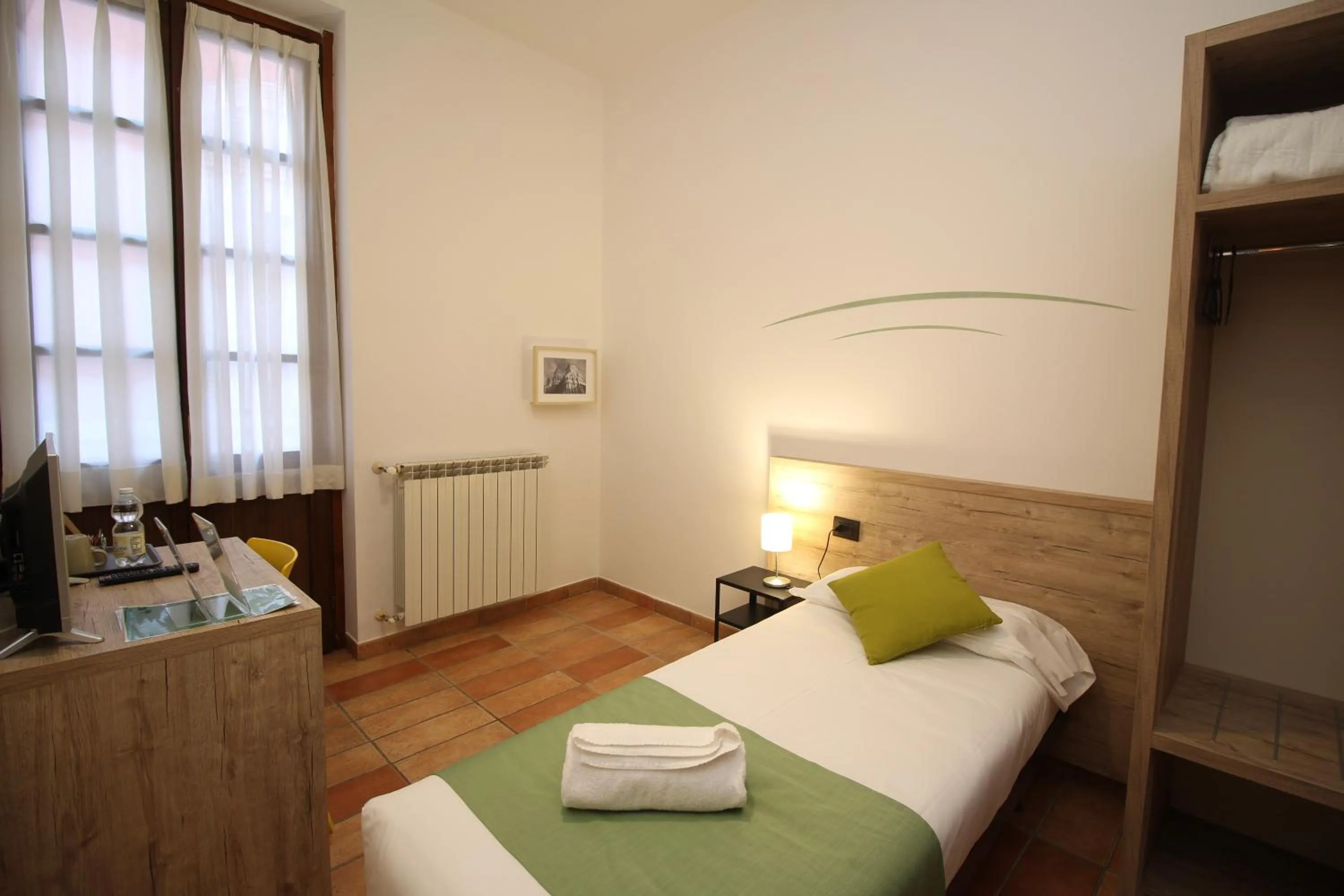 Bedroom, Bed in LVG Hotel Collection - Tornielli 9