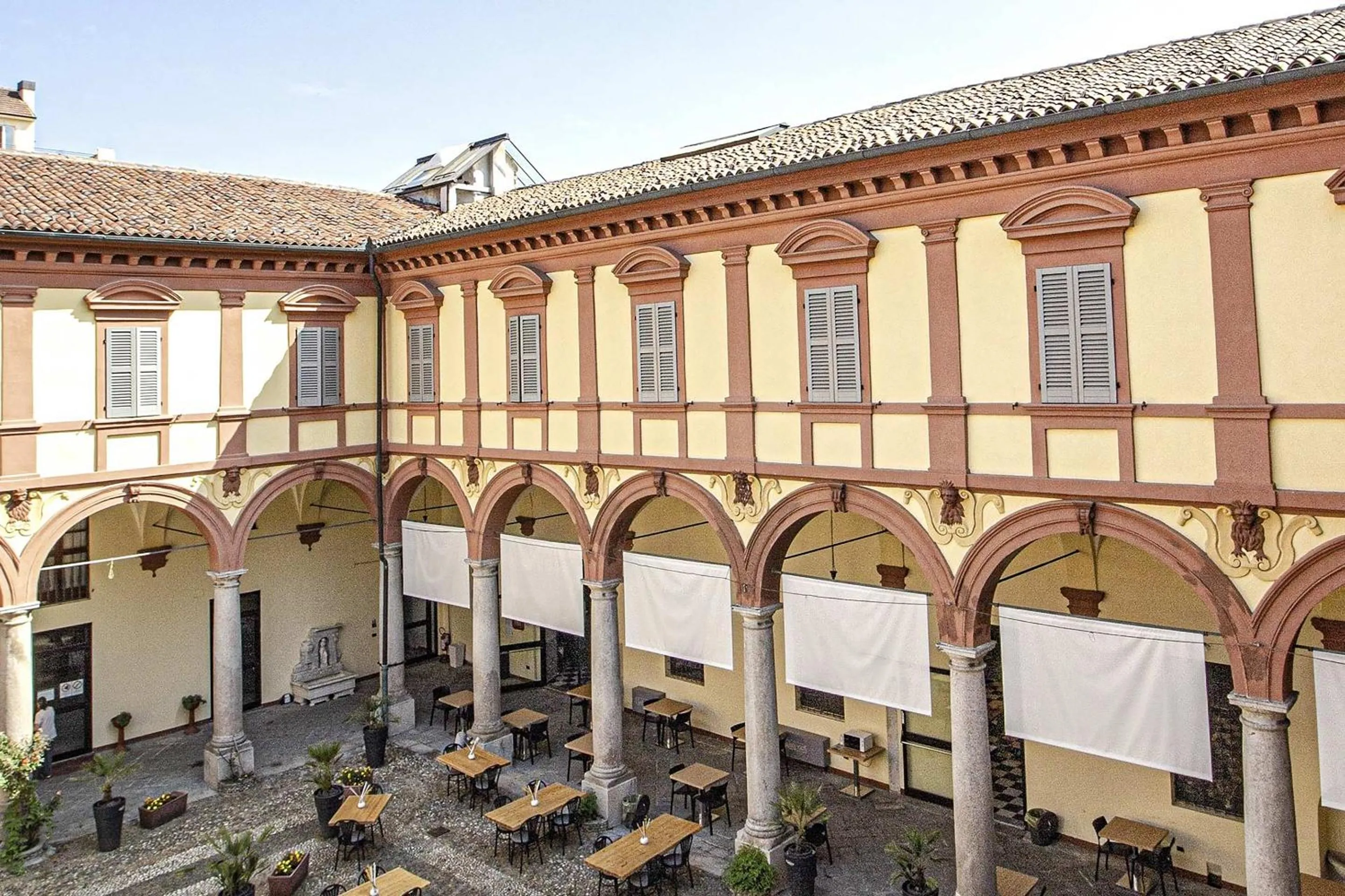 Property building in LVG Hotel Collection - Tornielli 9