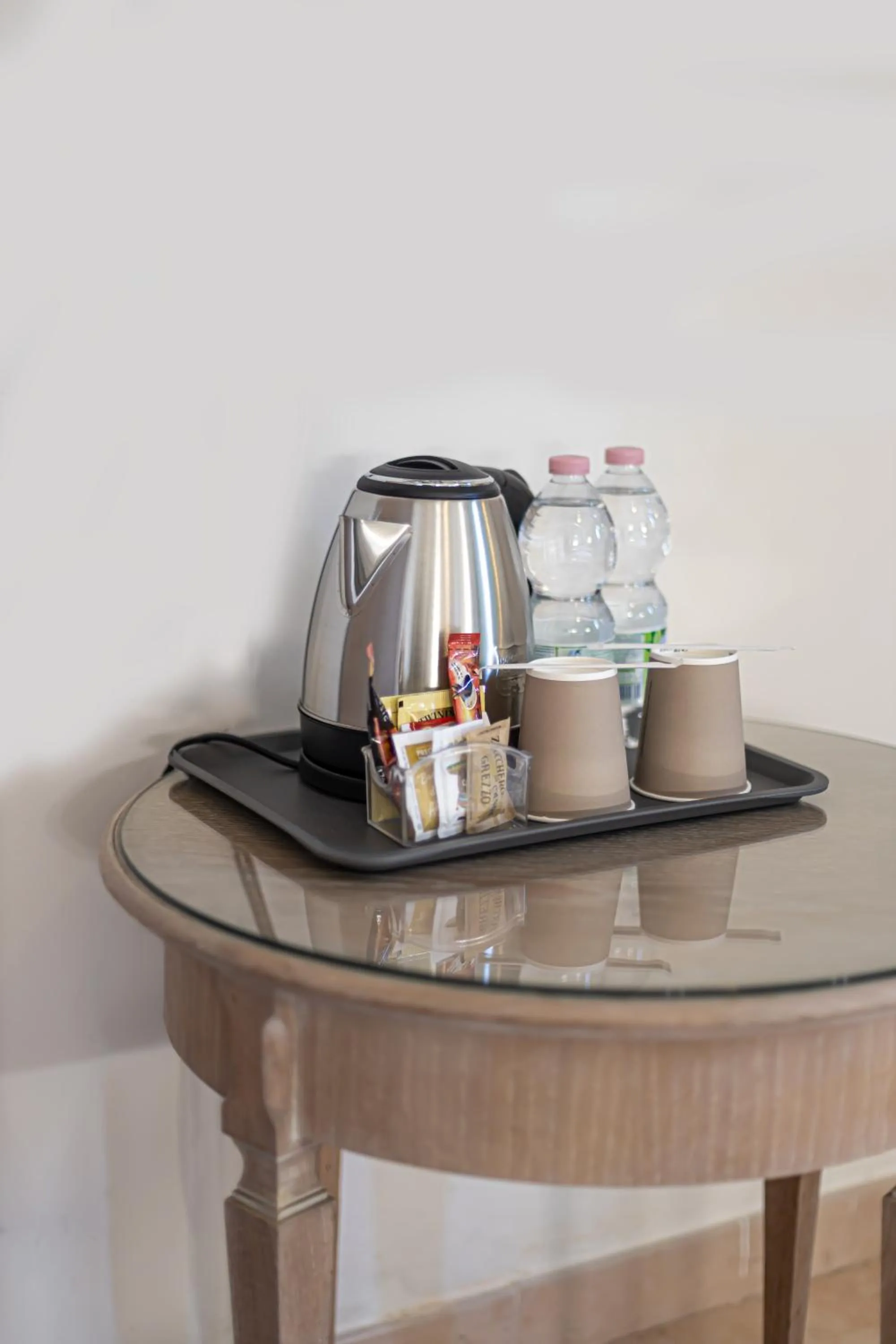 Coffee/tea facilities in LVG Hotel Collection - Tornielli 9