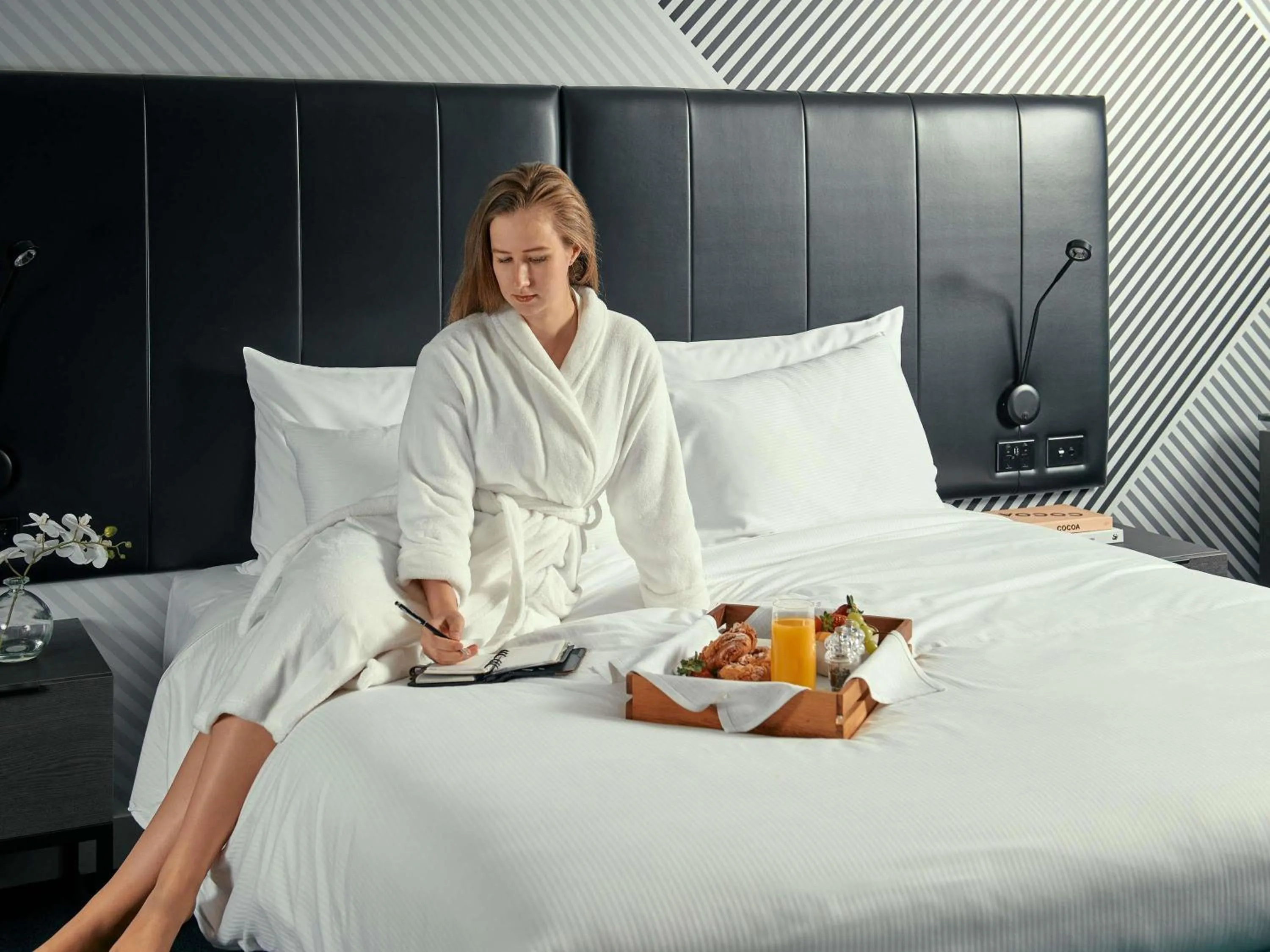 Property building, Bed in Movenpick Hotel Melbourne On Spencer