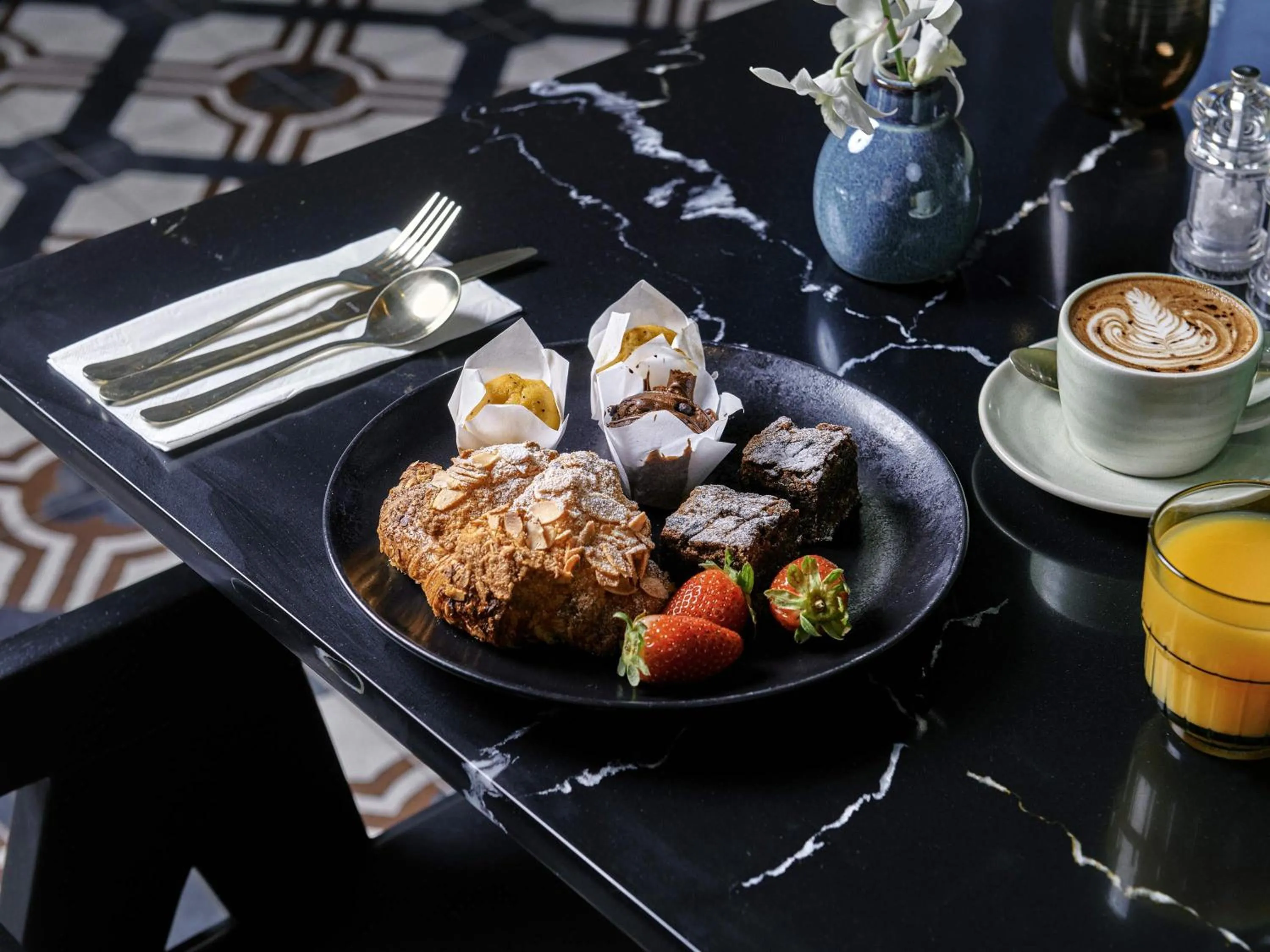 Breakfast in Movenpick Hotel Melbourne On Spencer