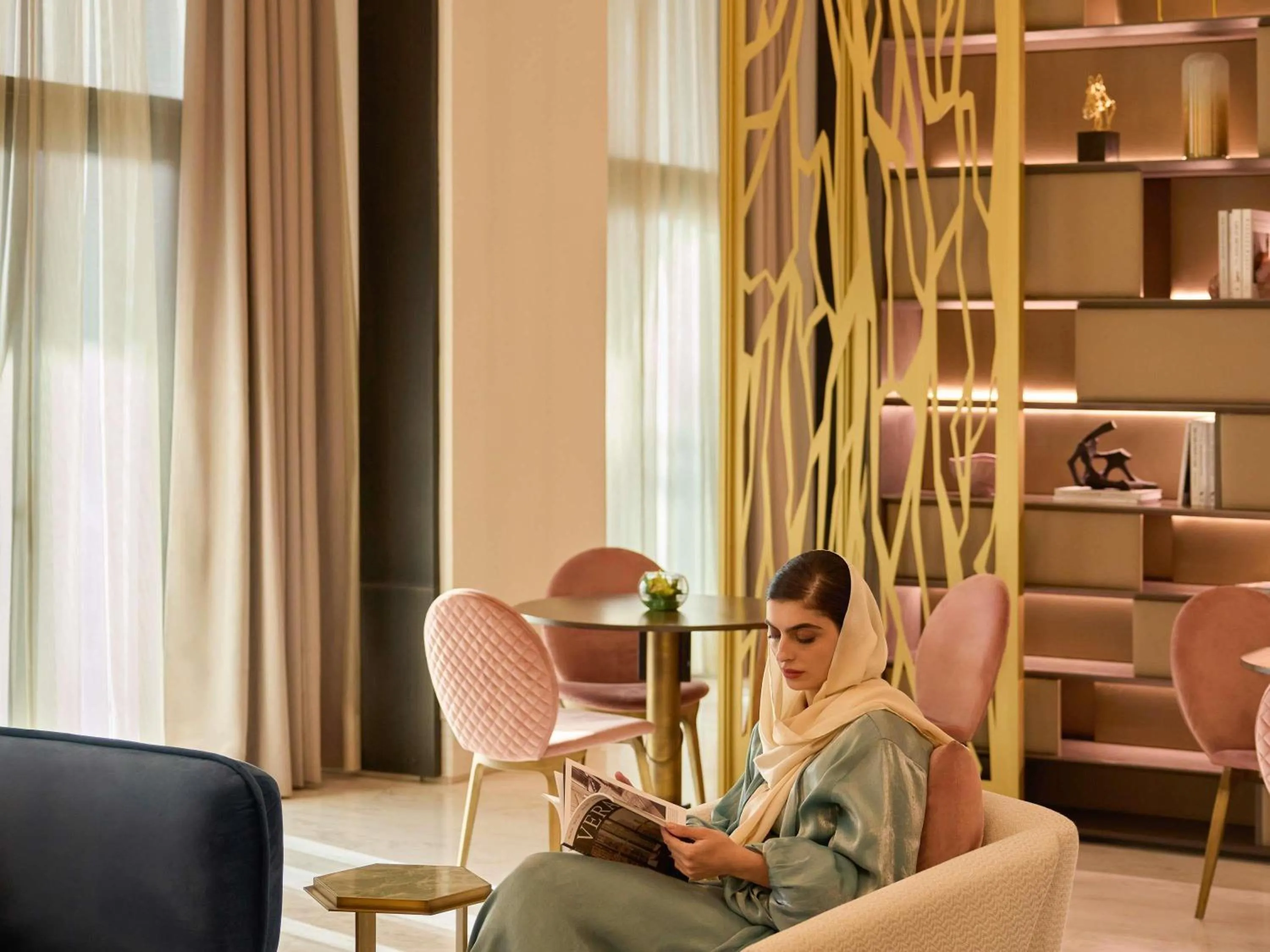 Lounge or bar in Fairmont Ramla Riyadh