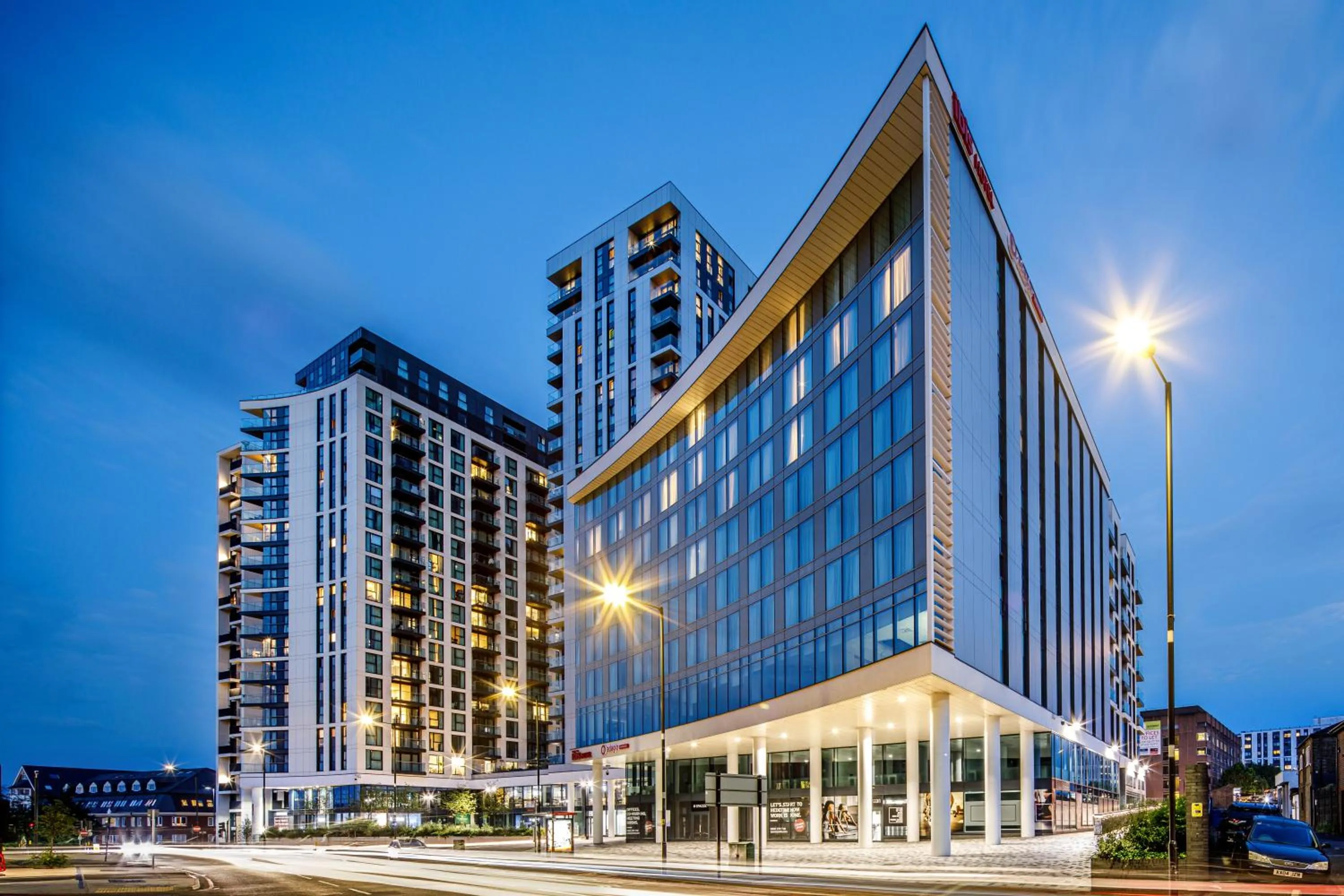 Property building in ibis London Sutton Point