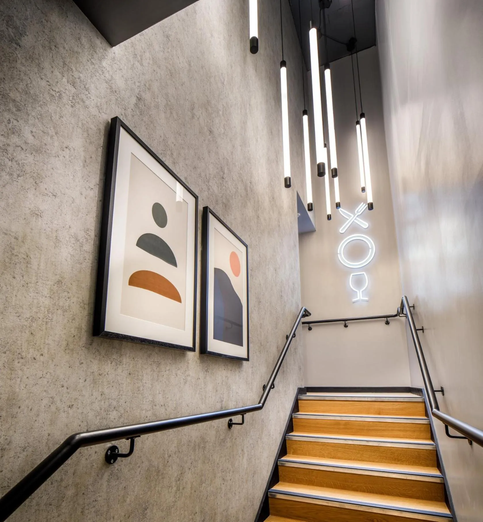 Lobby or reception in ibis London Sutton Point