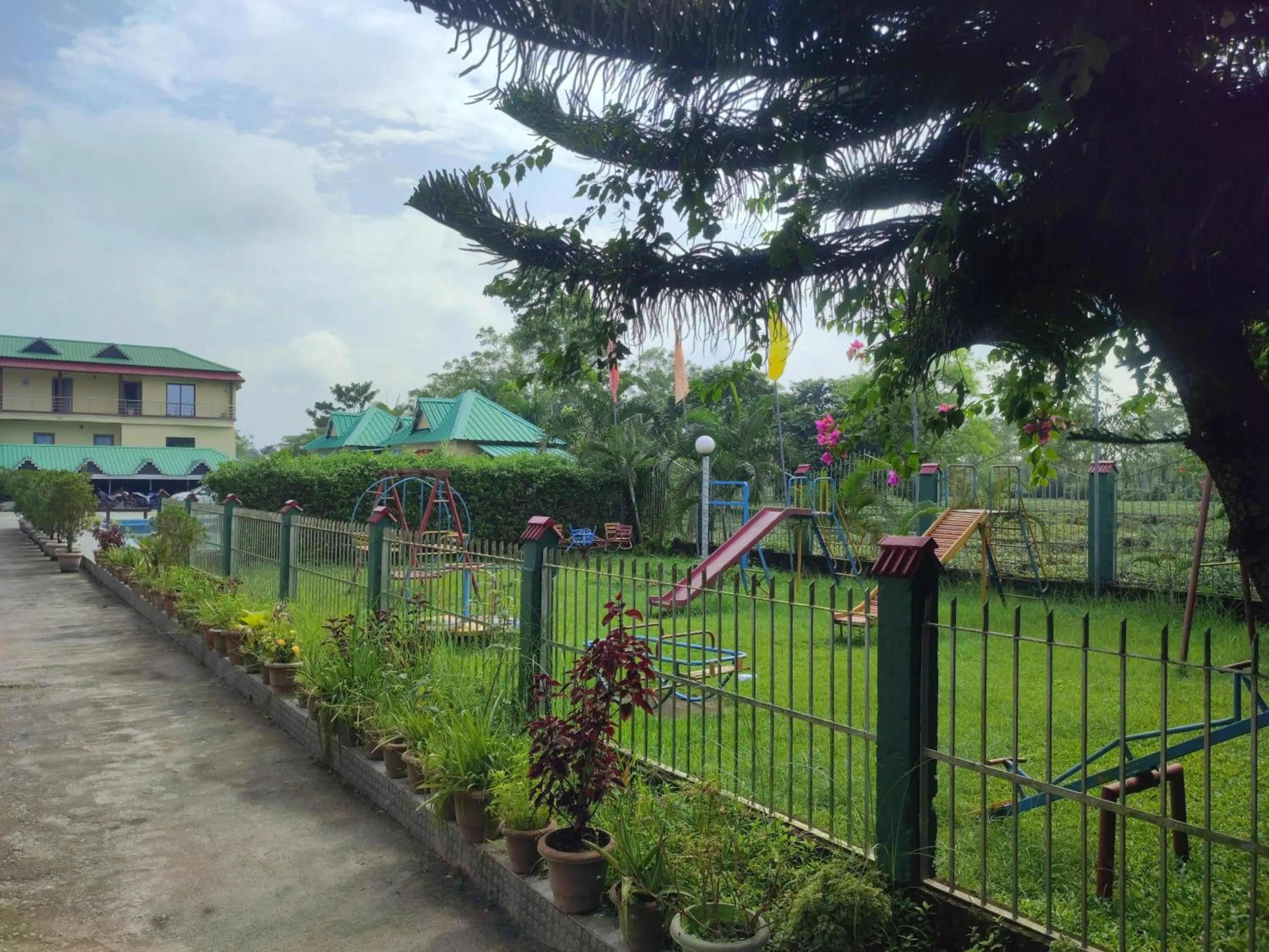 Day in Maa Greenary View - A Holiday Resort