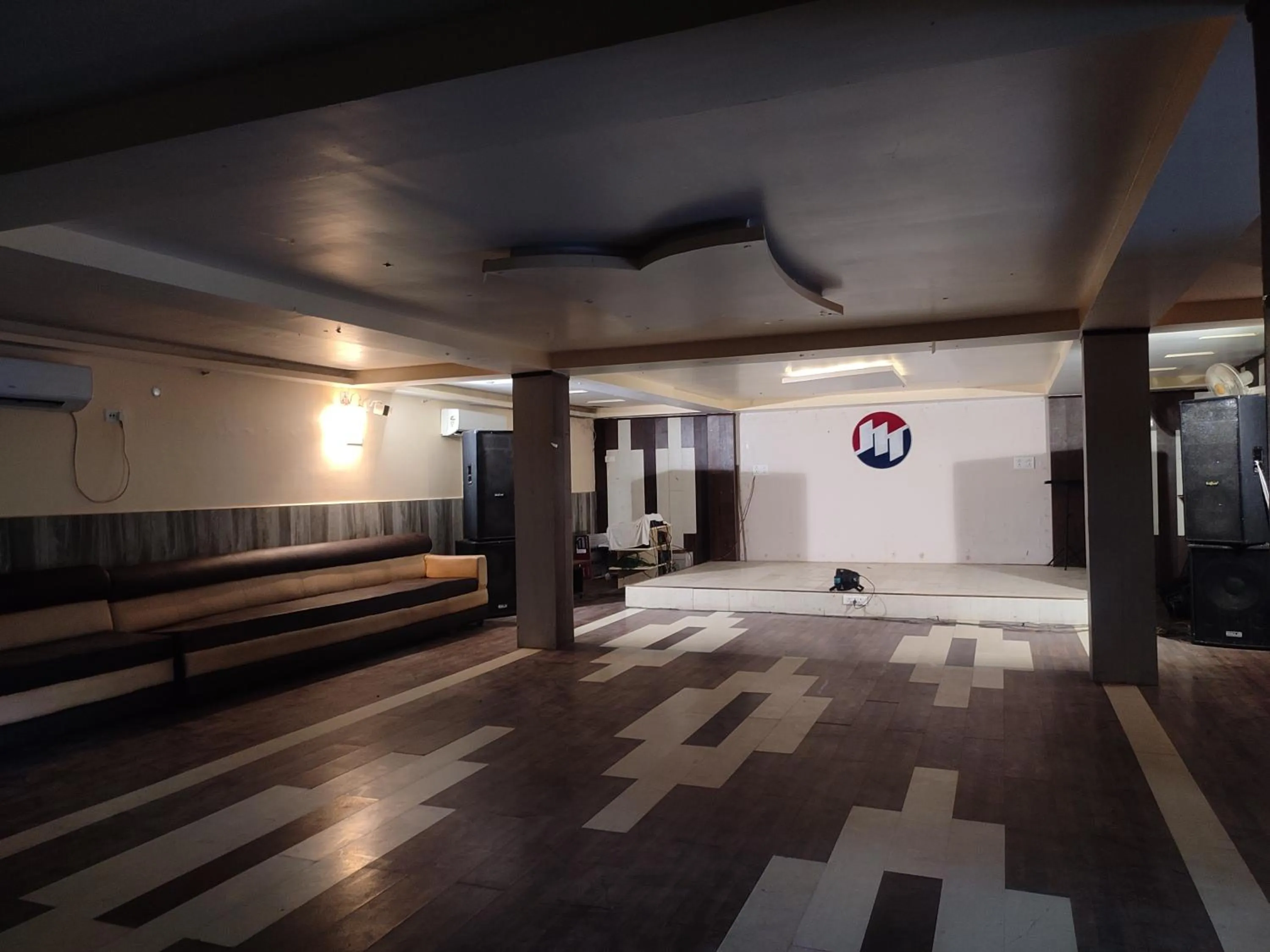 Banquet/Function facilities in Maa Greenary View - A Holiday Resort