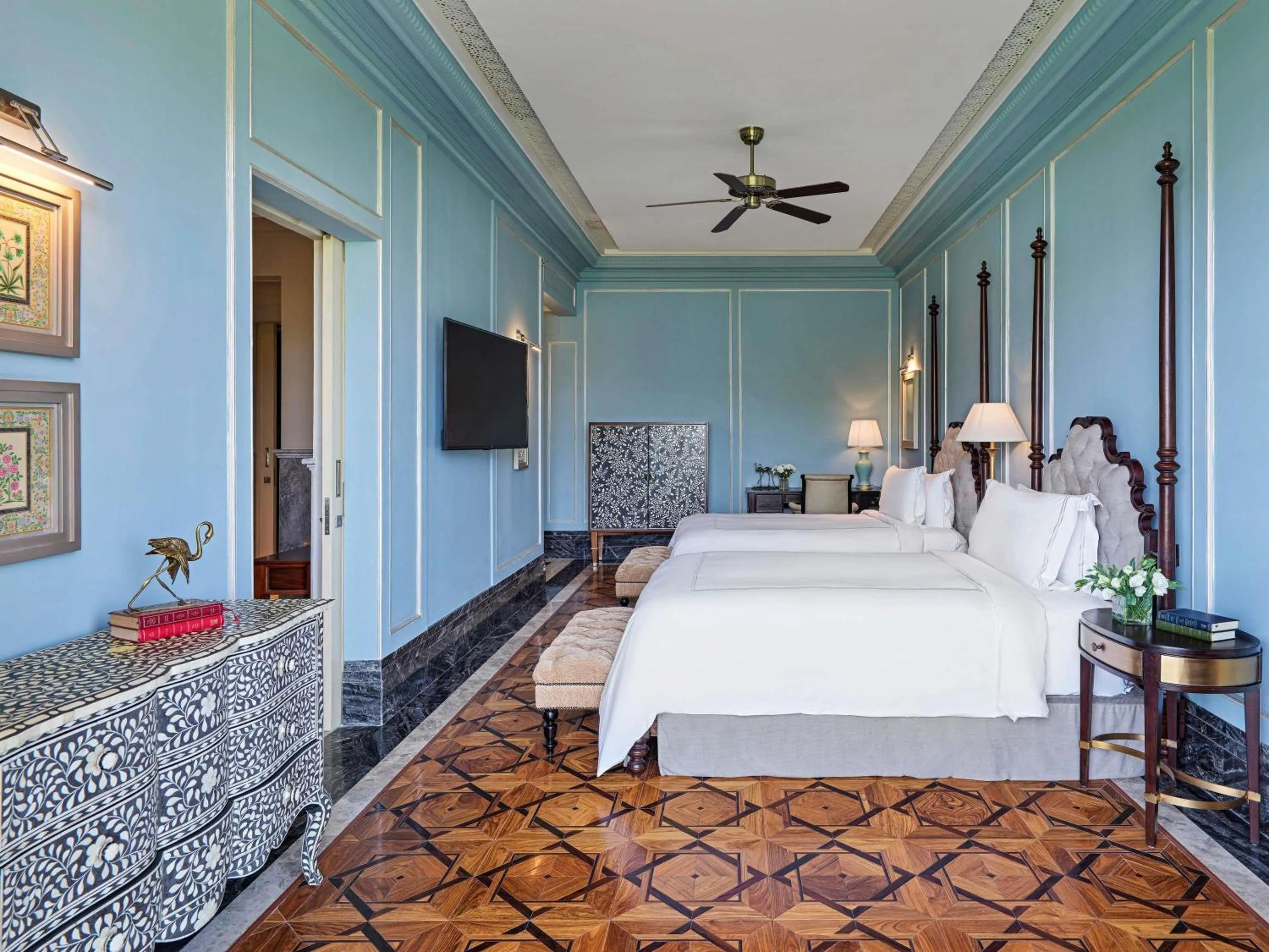 Bedroom, Bed in Raffles Udaipur